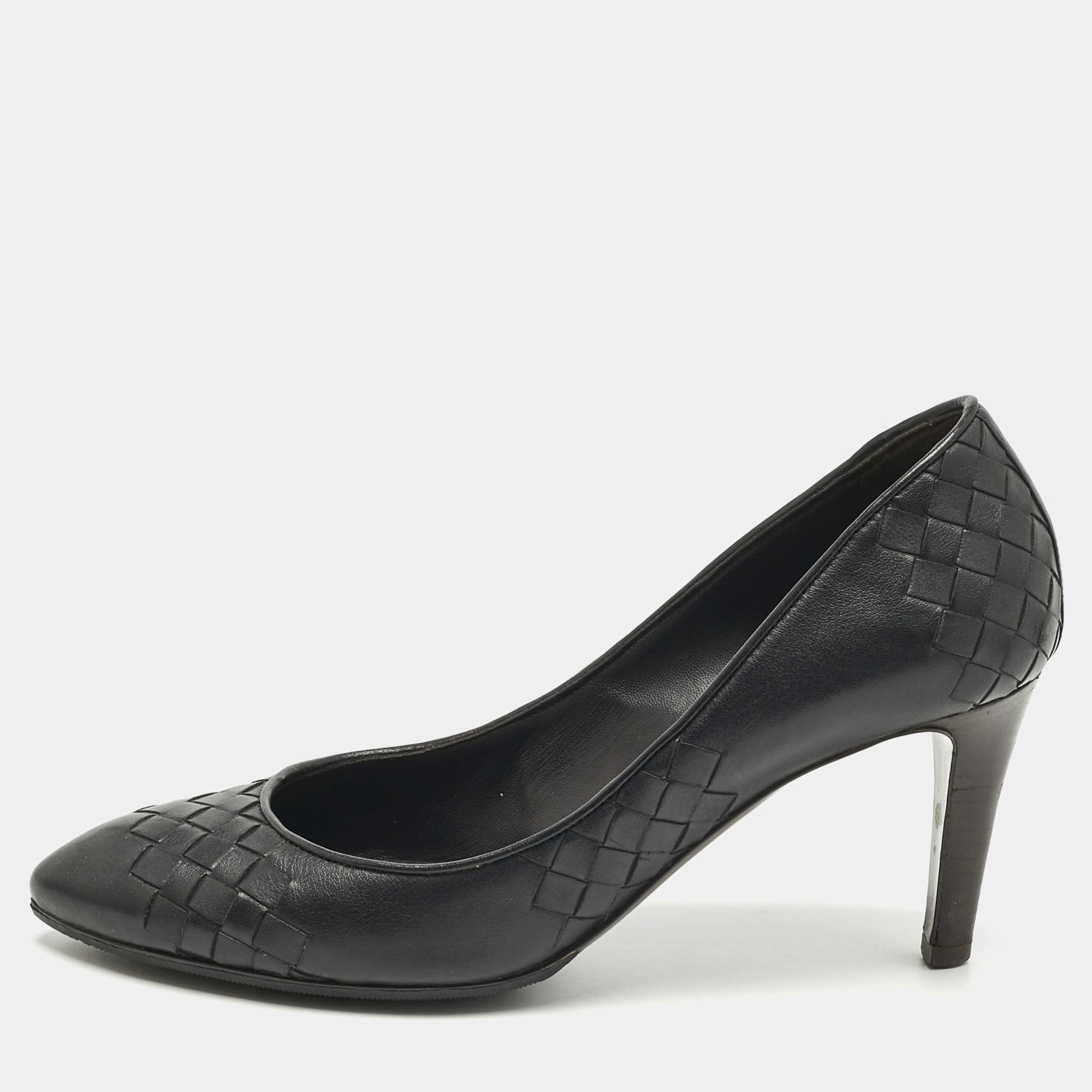 Pre Owned Bottega Veneta Black Leather Veneta Pumps Size 36.5