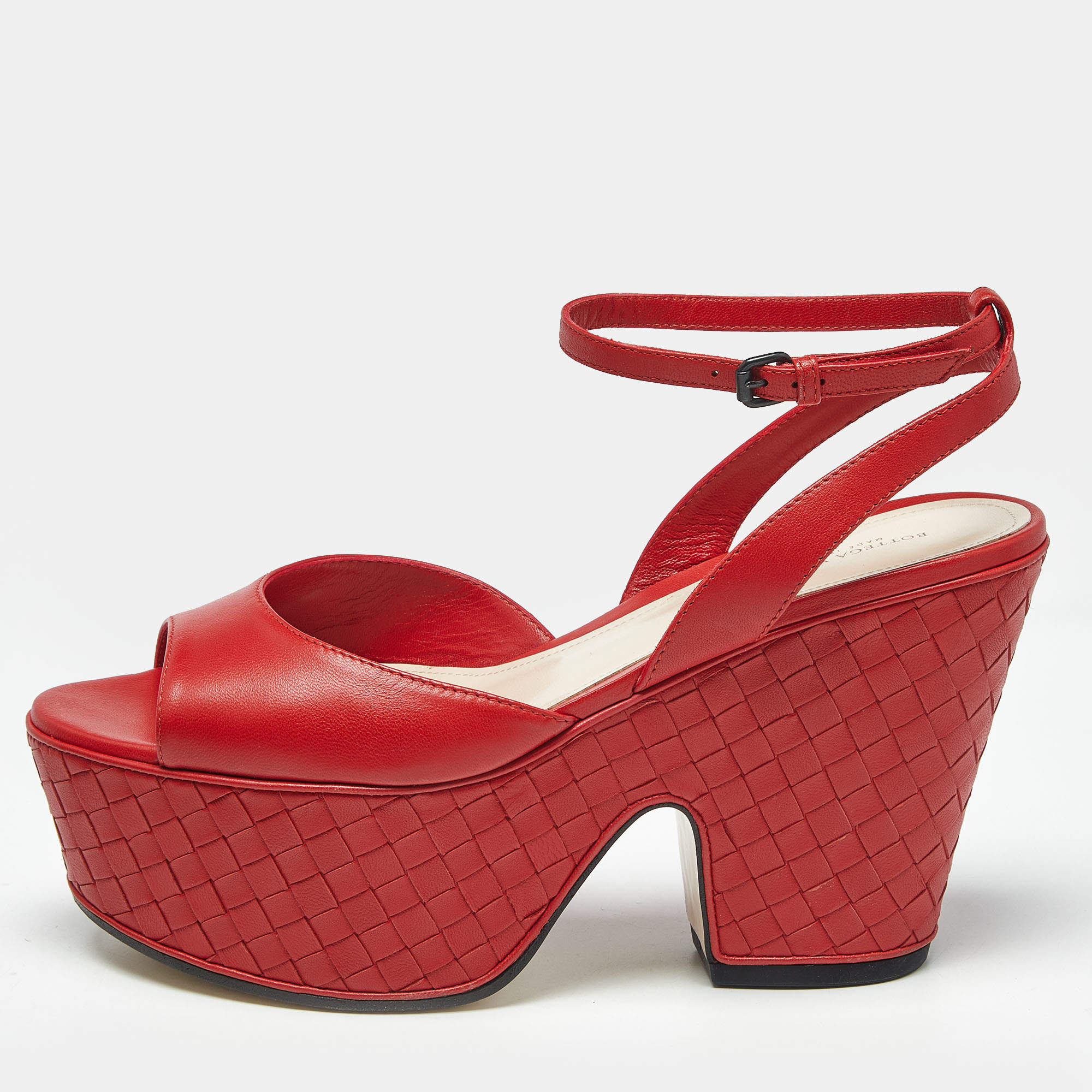 Pre Owned Bottega Veneta Red Leather Intrecciato Platform Sandals Size 39 