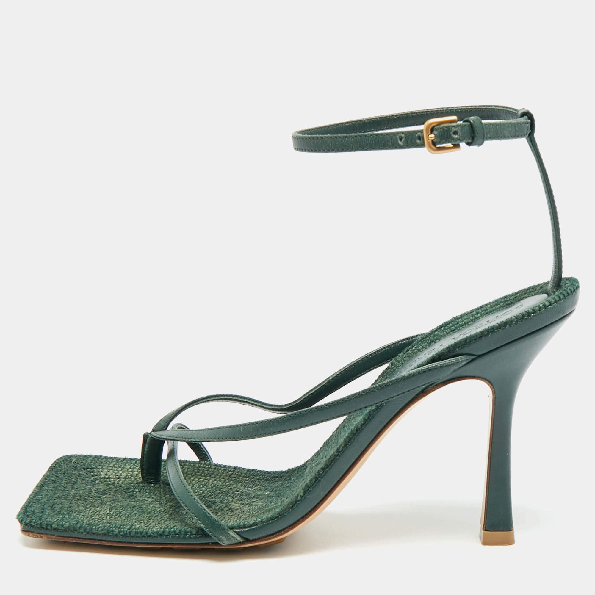 مملوكة مسبقًا Bottega Veneta Stretch Size 37 Green Leather Ankle Strap Sandals