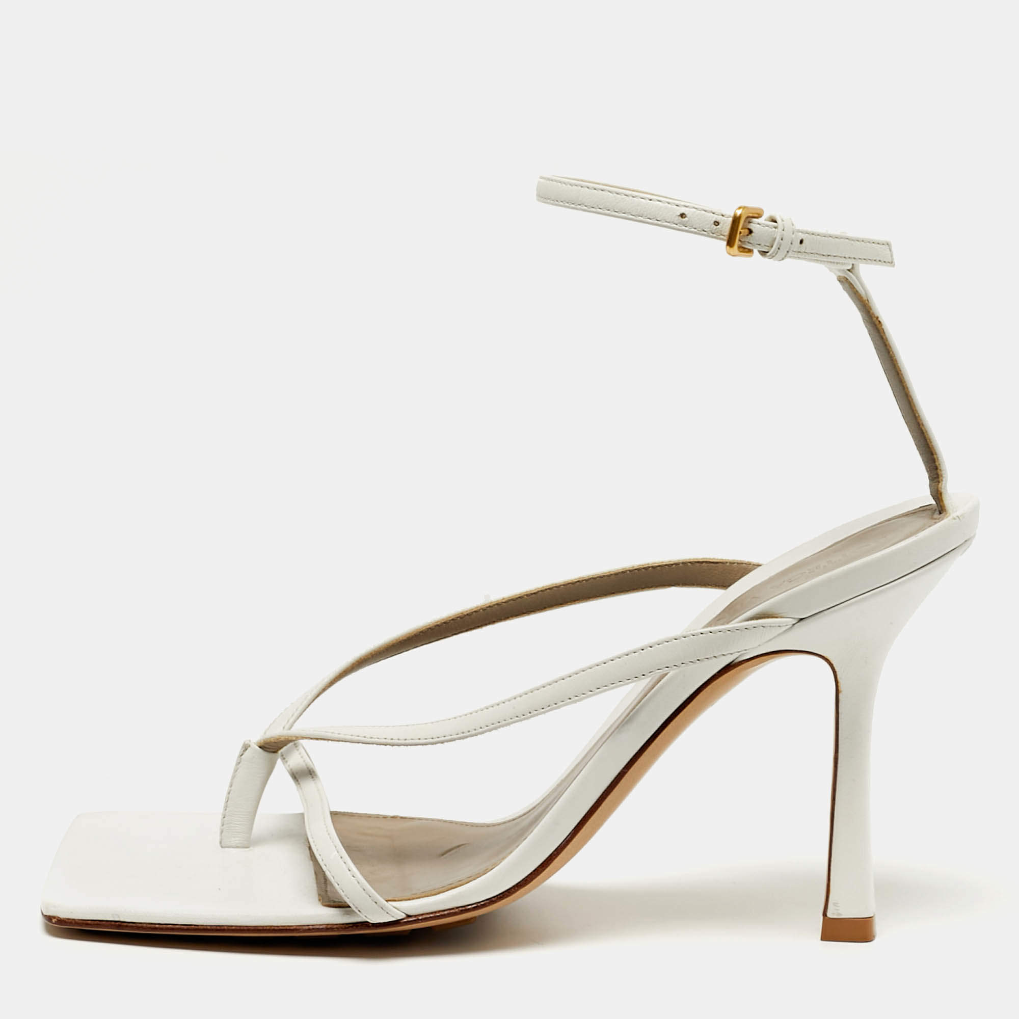 Pre Owned Bottega Veneta Stretch Size 38 White Leather Ankle Strap Sandals