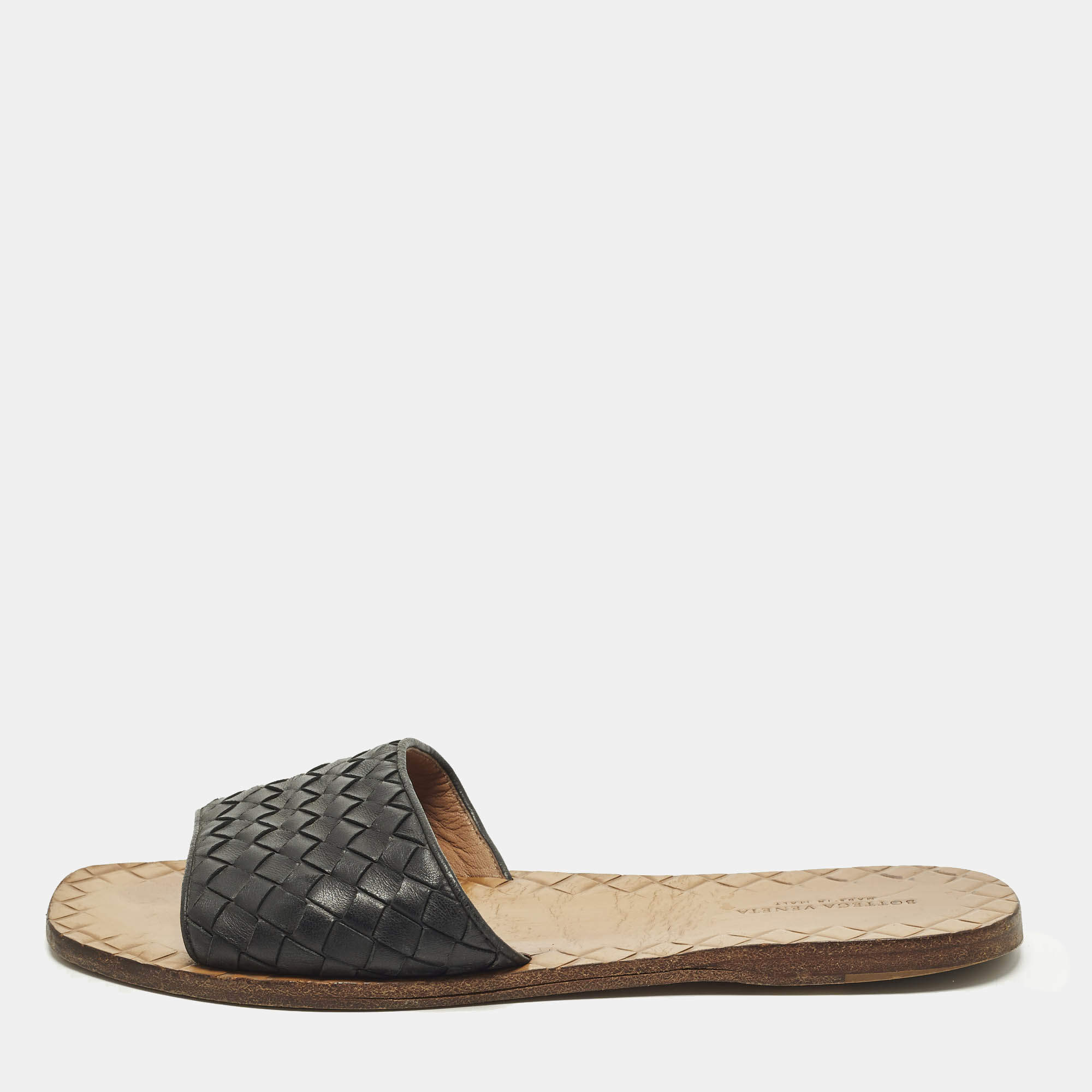 Pre Owned Bottega Veneta Size 37.5 Black Intrecciato Leather Flat Slip On