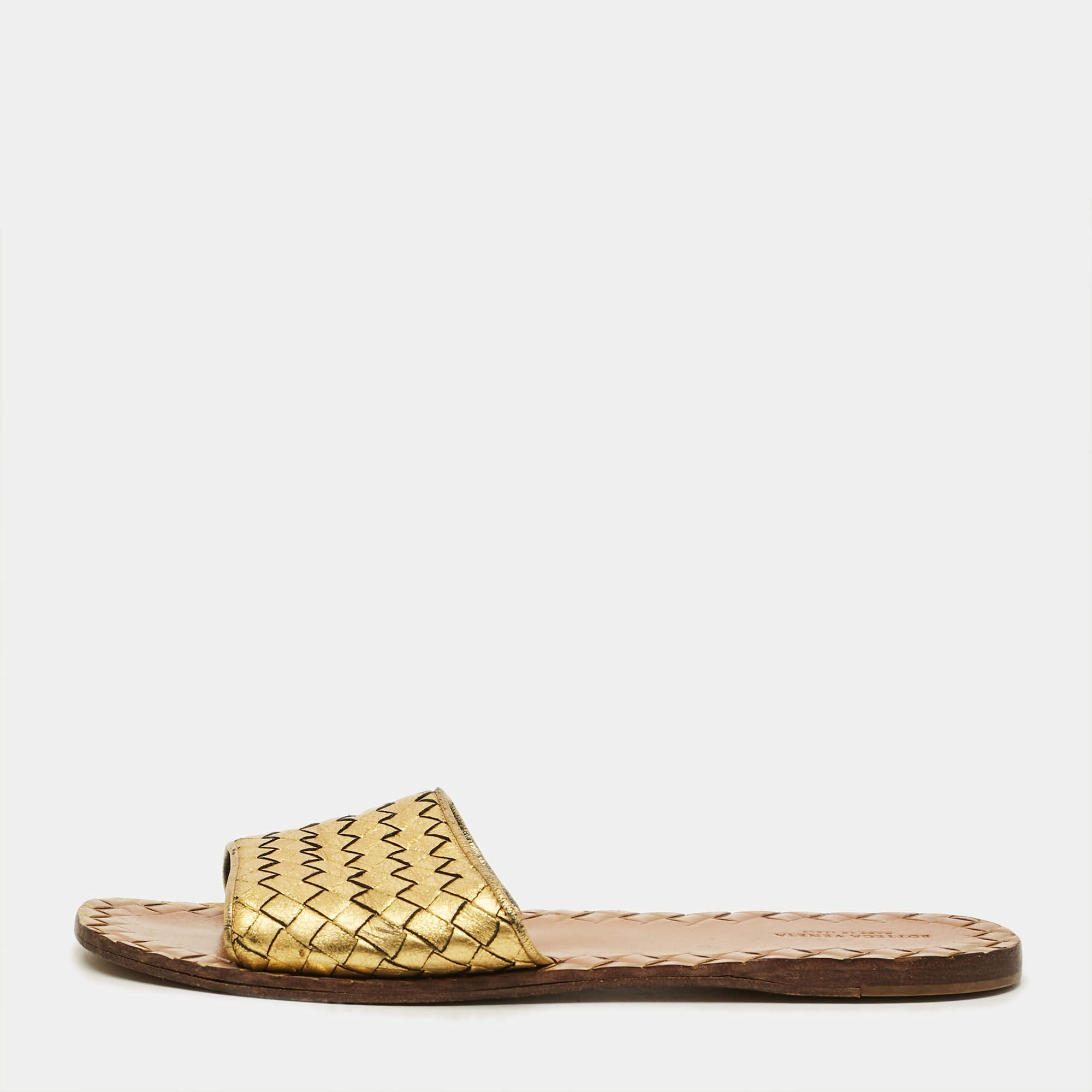 مملوكة مسبقًا Bottega Veneta Ravello Size 38 Gold Intrecciato Leather Flat Slide