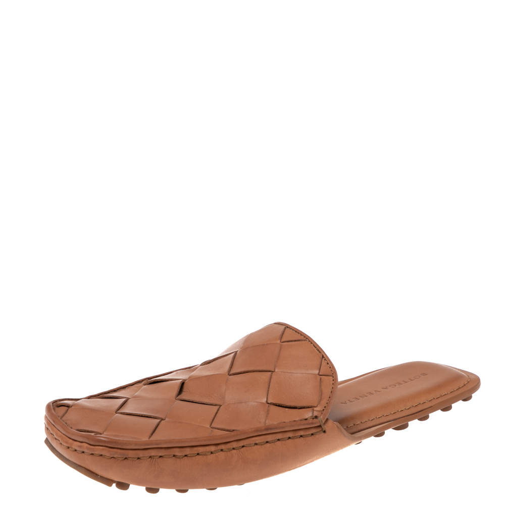 Pre Owned Bottega Veneta Brown Intrecciato Leather  Mules Size 39