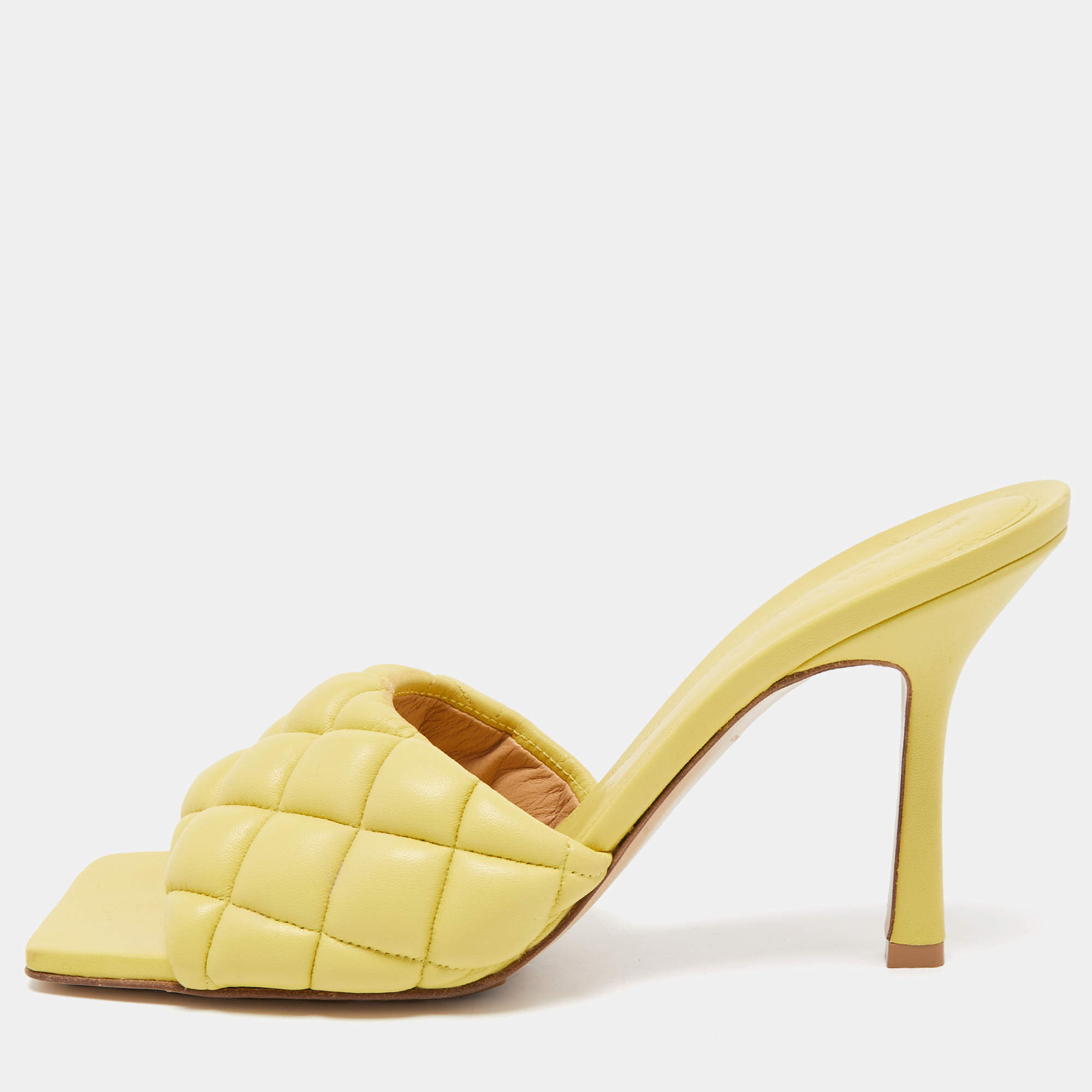 Pre Owned Bottega Veneta Yellow Quilted Leather Slide Sandals Size 39