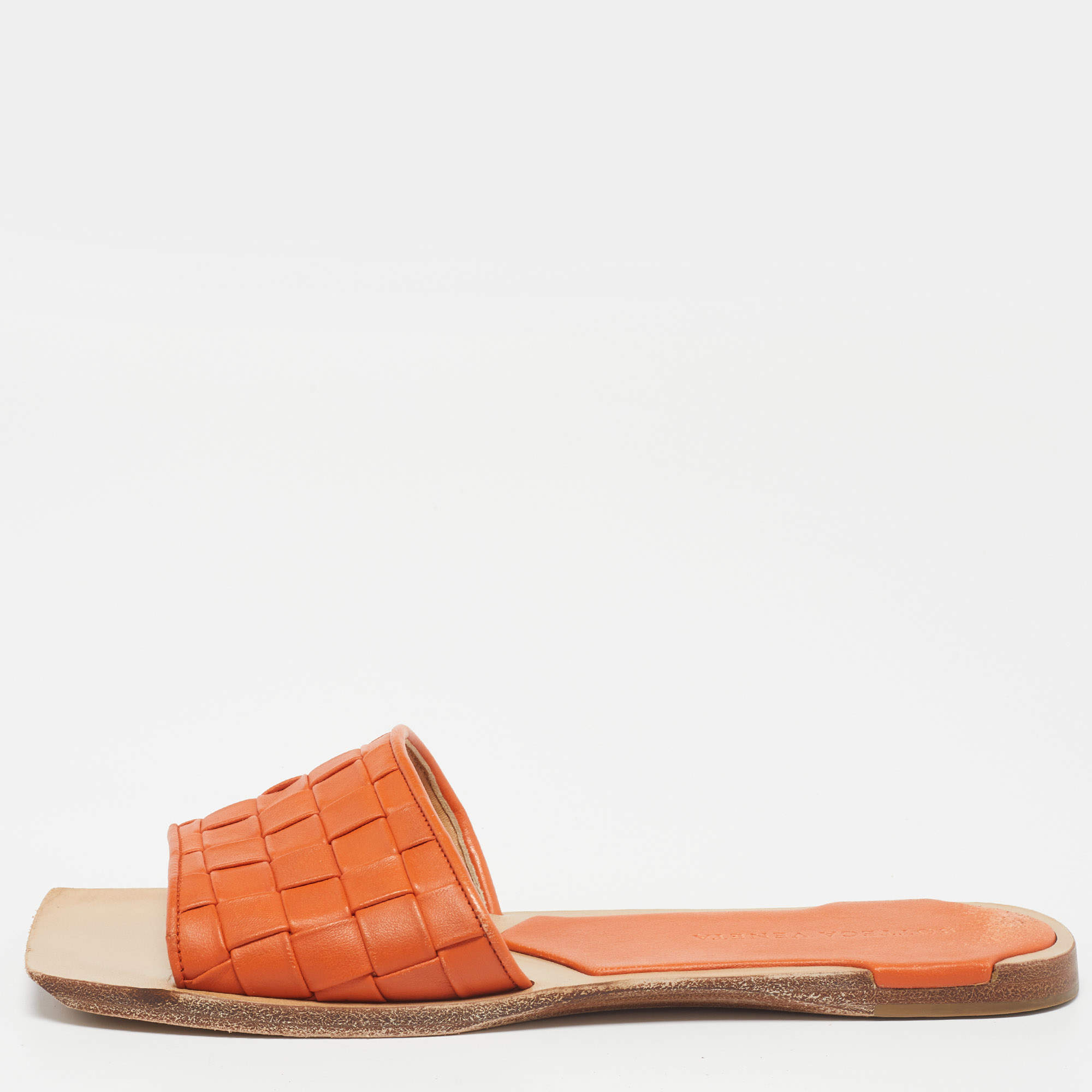 Pre Owned Bottega Veneta Orange/Beige Intrecciato Leather Square Toe Flat Slides Size 37