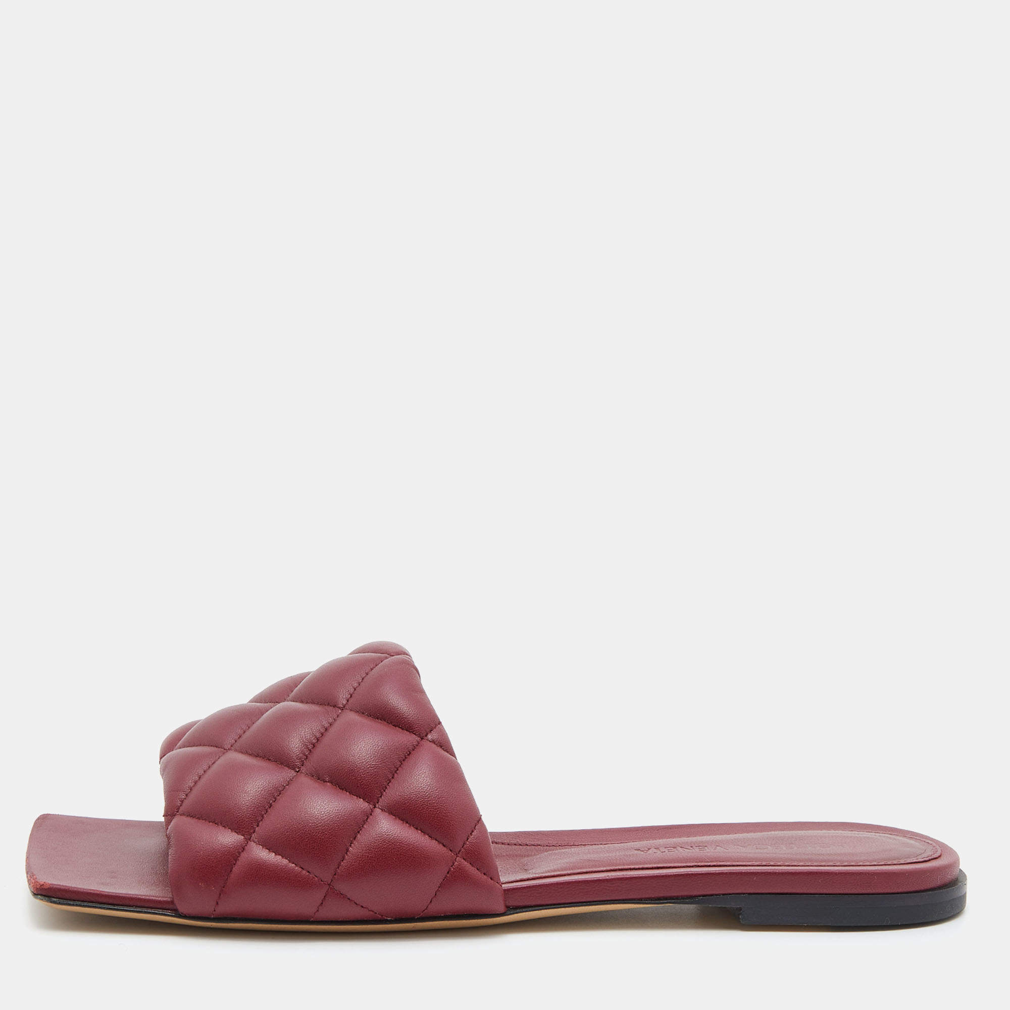 Pre Owned Bottega Veneta Red Quilted Leather Lido Flat Slides Size 37.5