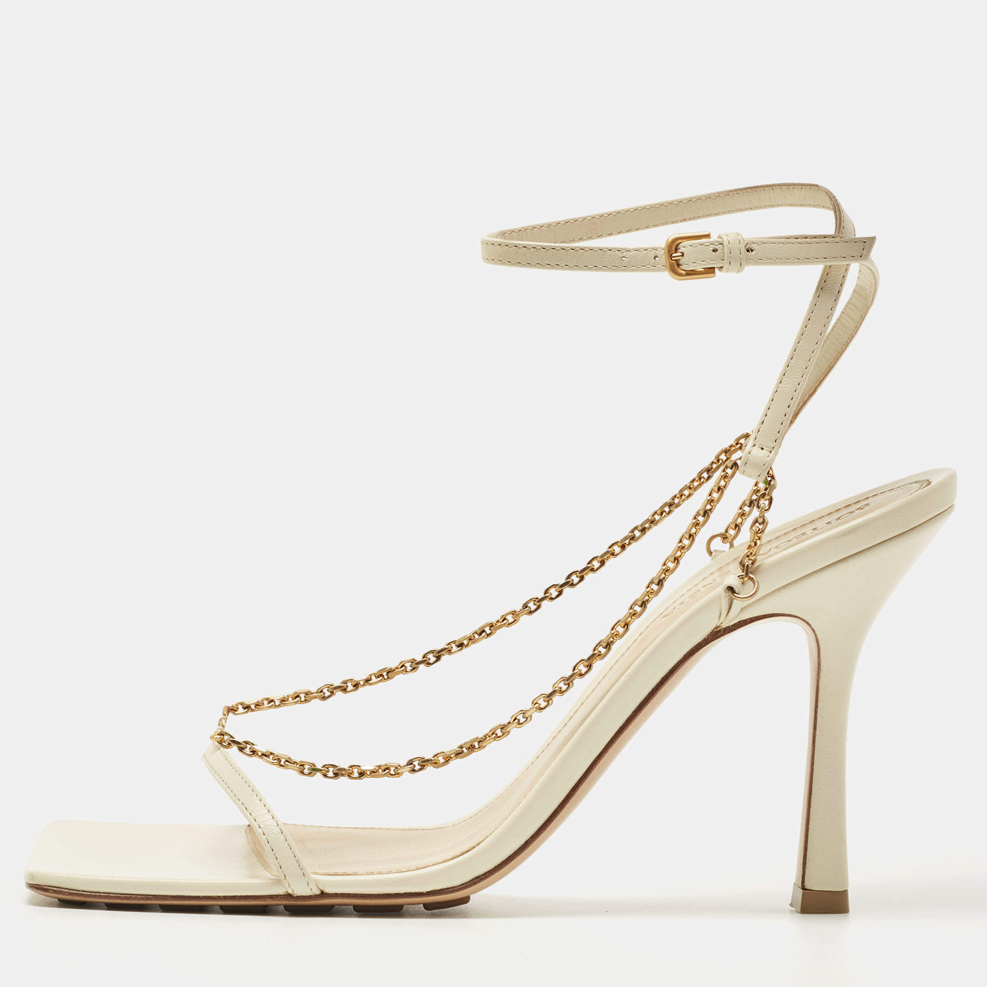 Pre Owned Bottega Veneta Cream Leather Chain Ankle Strap Sandals Size 39.5