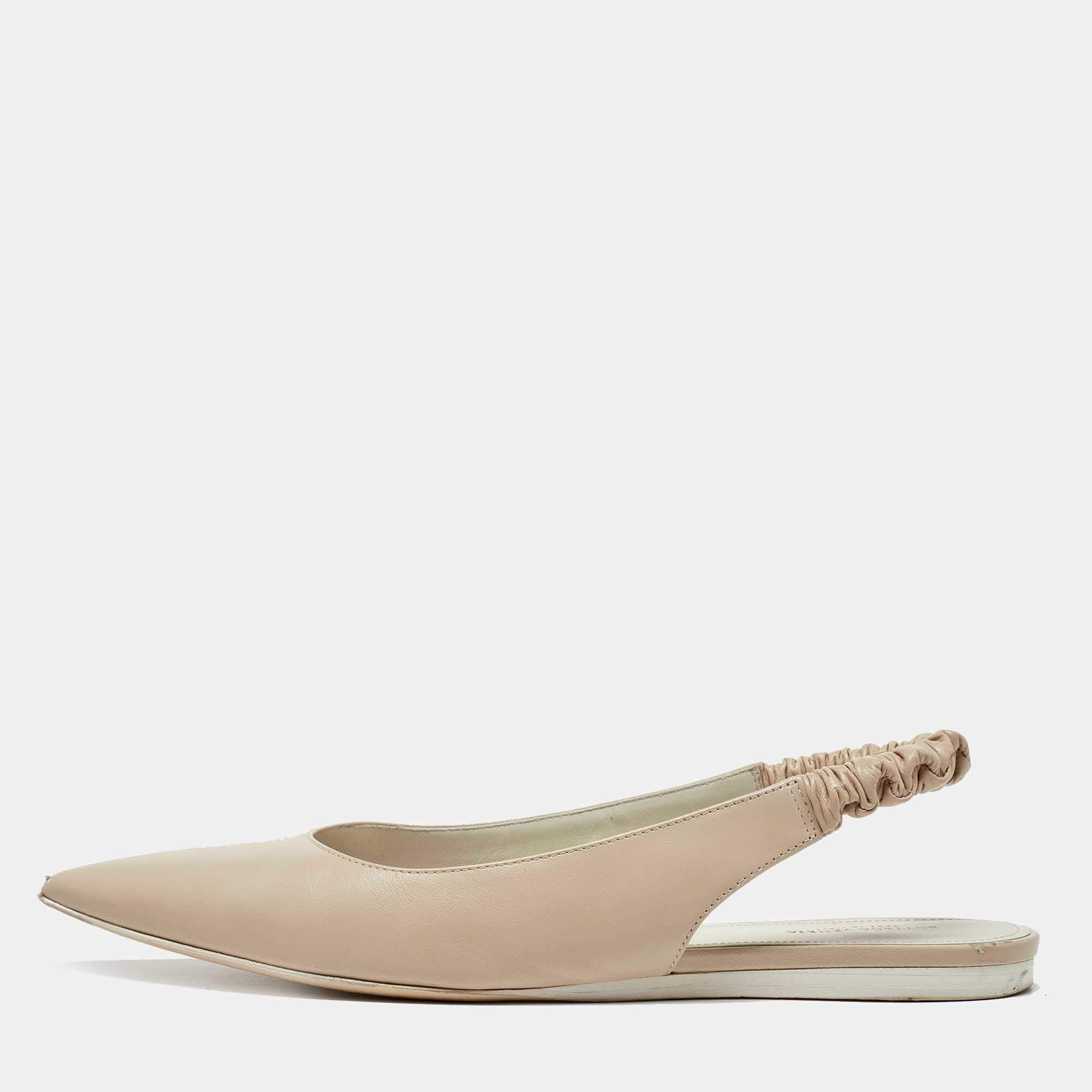 مملوكة مسبقًا Bottega Veneta Beige Leather Slingback Flats Size 41
