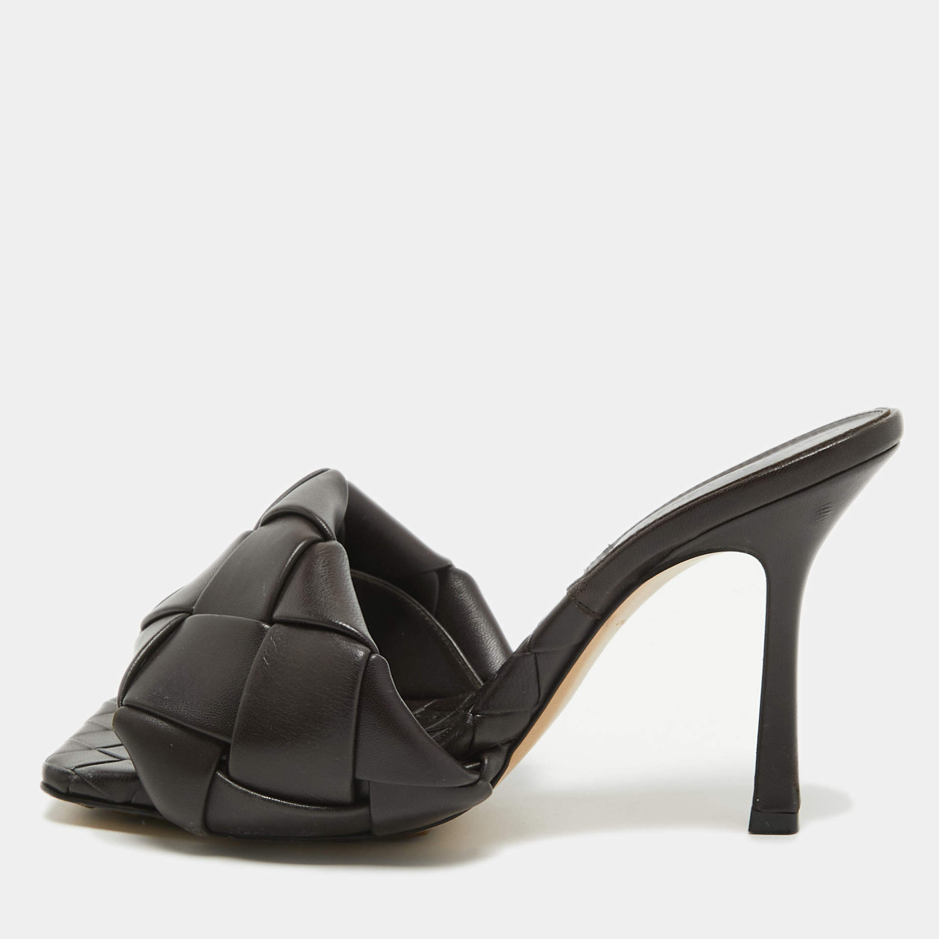 مملوكة مسبقًا Bottega Dark Brown Quilted Leather Lido Slide Sandals Size 37