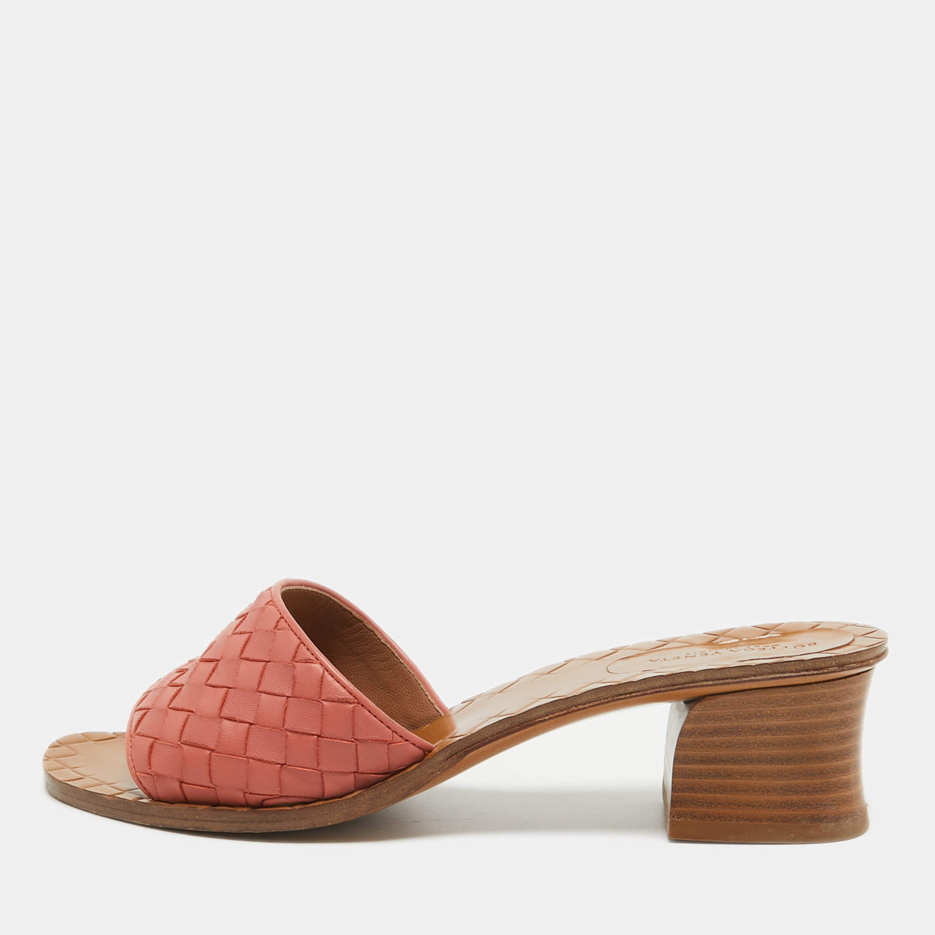 Pre Owned Bottega Veneta Pink Intrecciato Leather Ravello Slides Size 37 