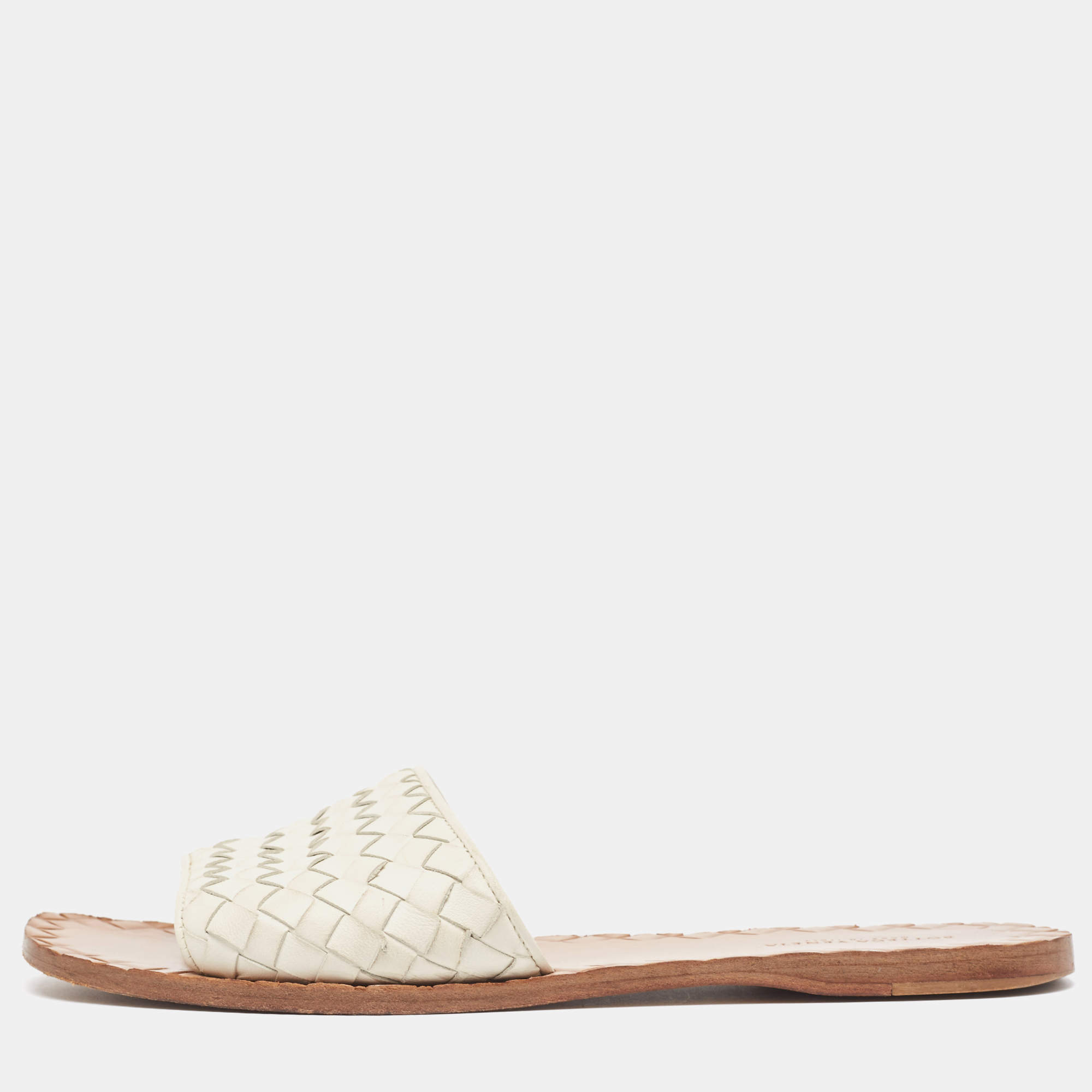 Pre Owned Bottega Veneta White Intrecciato Leather Flat Slides Size 37.5