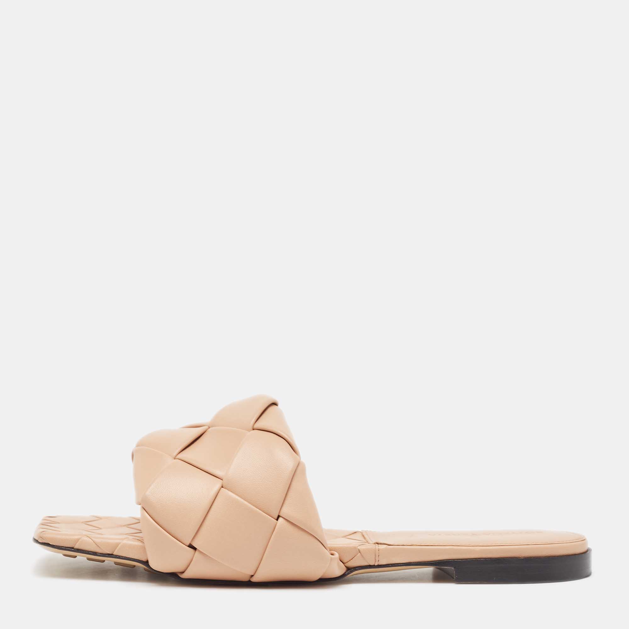 Pre Owned Bottega Veneta Beige Quilted Leather Lido Flat Slides Size 40