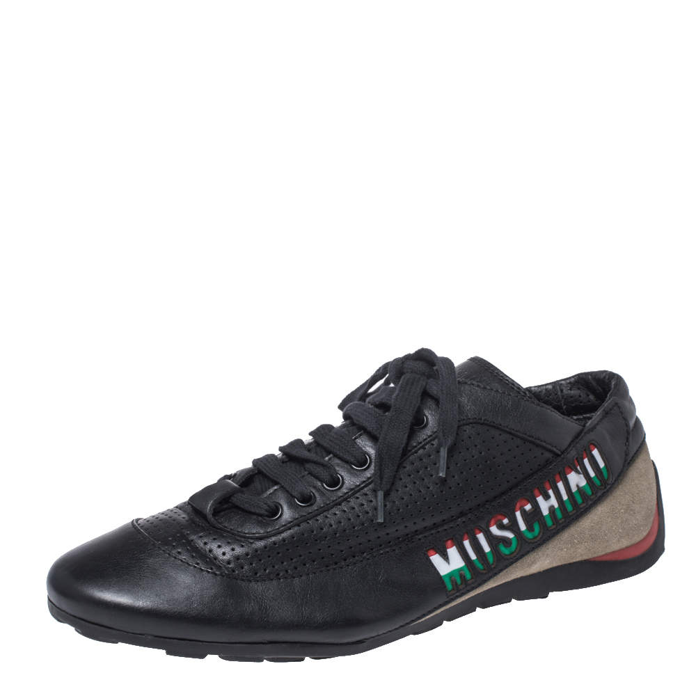 مملوكة مسبقًا Moschino Black Suede Leather Low Top Sneakers Size 43