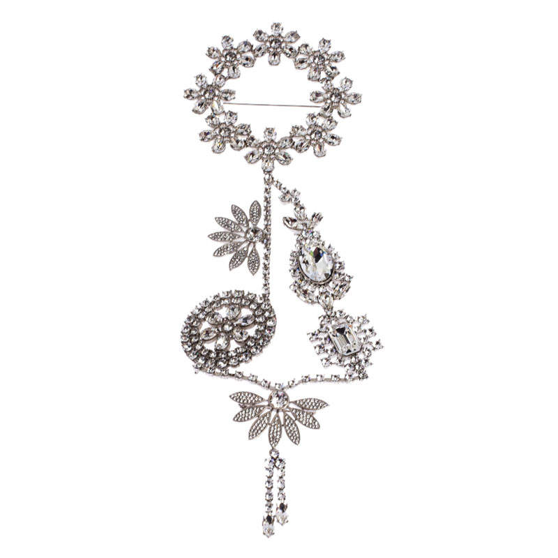 مملوكة مسبقًا Burberry Silver Tone Daisy Wreath Crystal Brooch