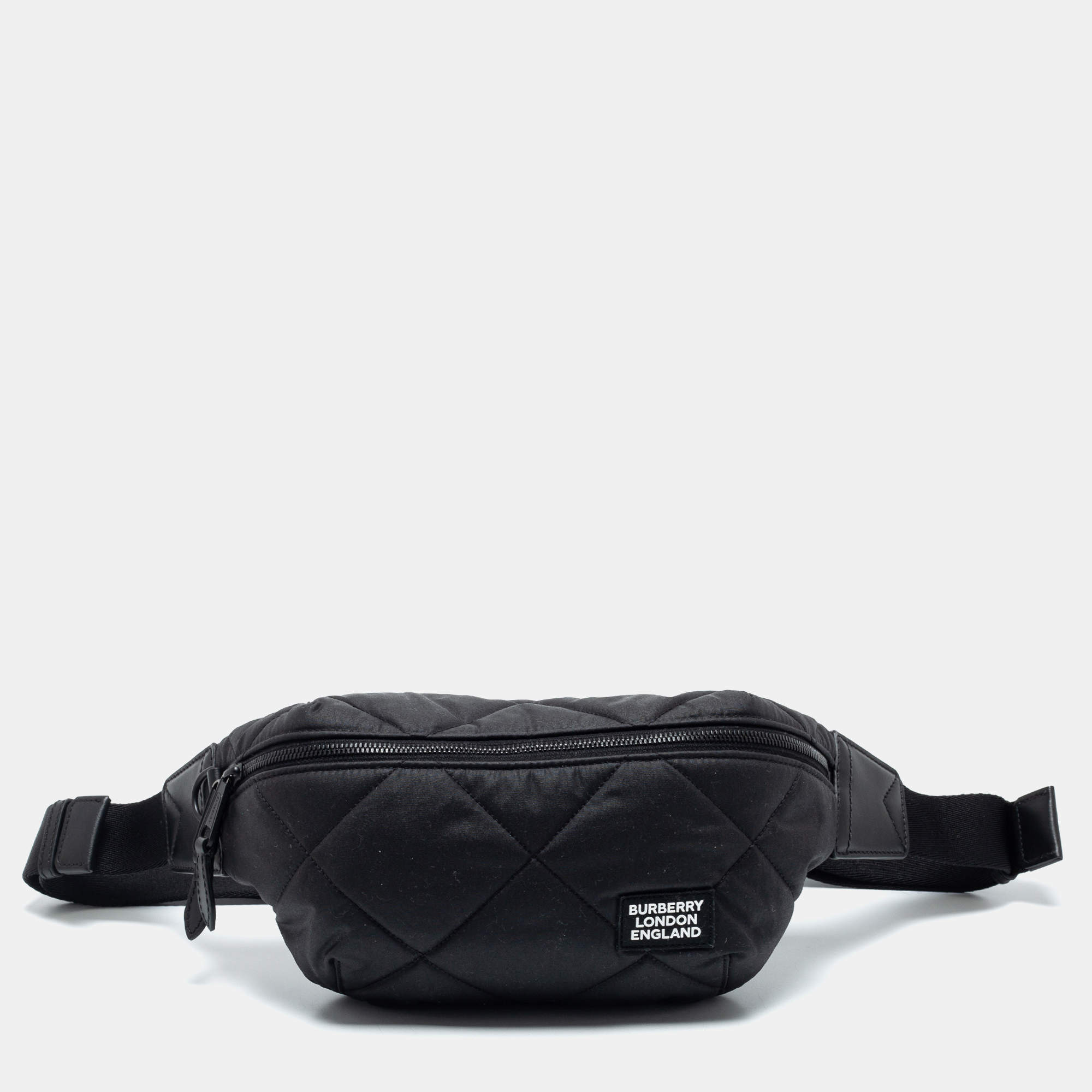 Pre Owned Burberry Black Quilted Fabric Sonny Bum Bag