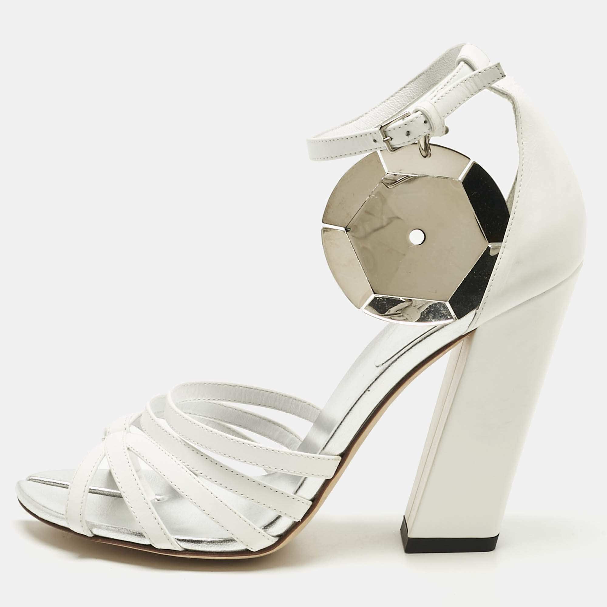 Pre Owned Burberry White Leather Split Toe Hove Ankle Strap Sandals Size 39