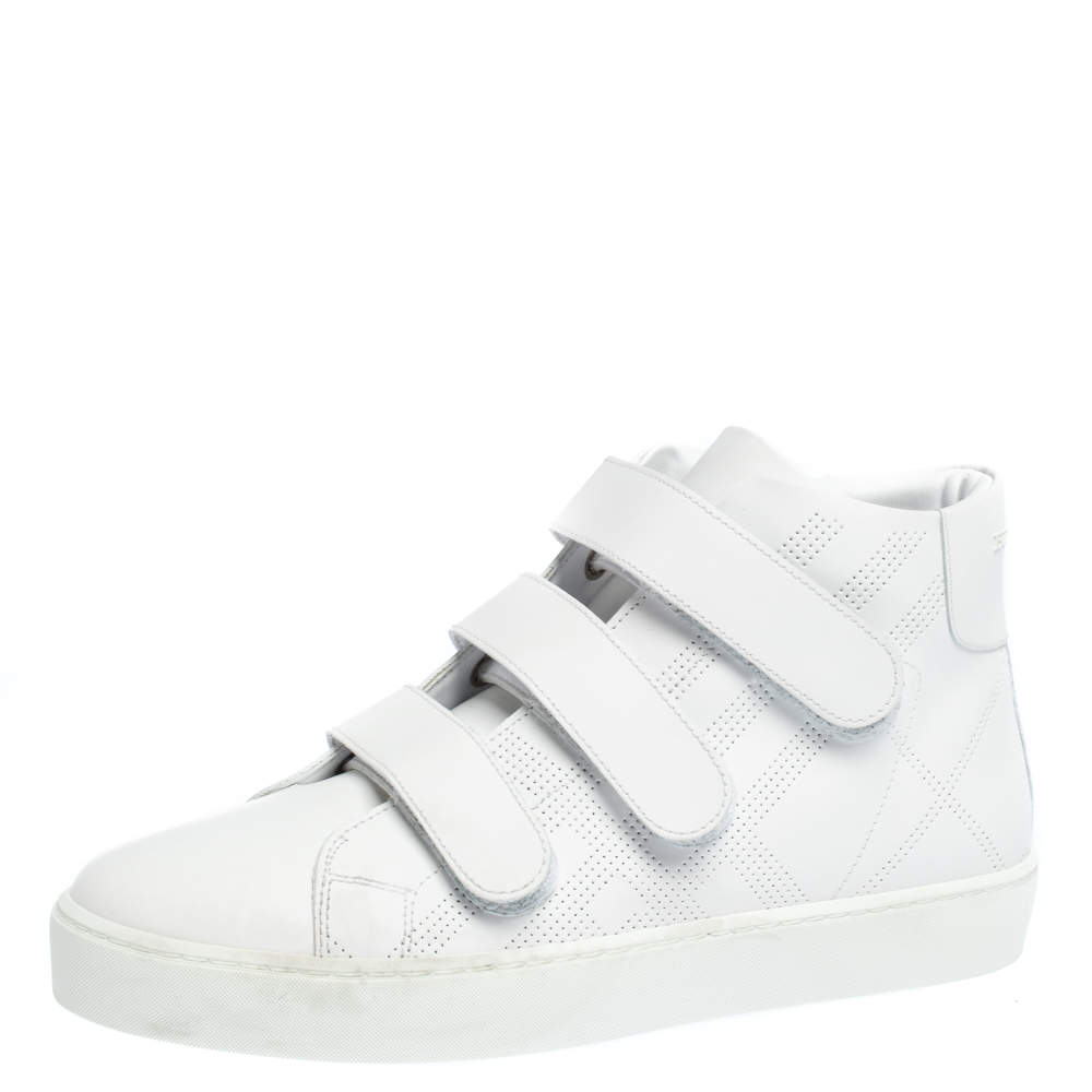 مملوكة مسبقًا حذاء رياضي بربري جلد أبيض برقبة عالية ستوروك مقاس 38.5