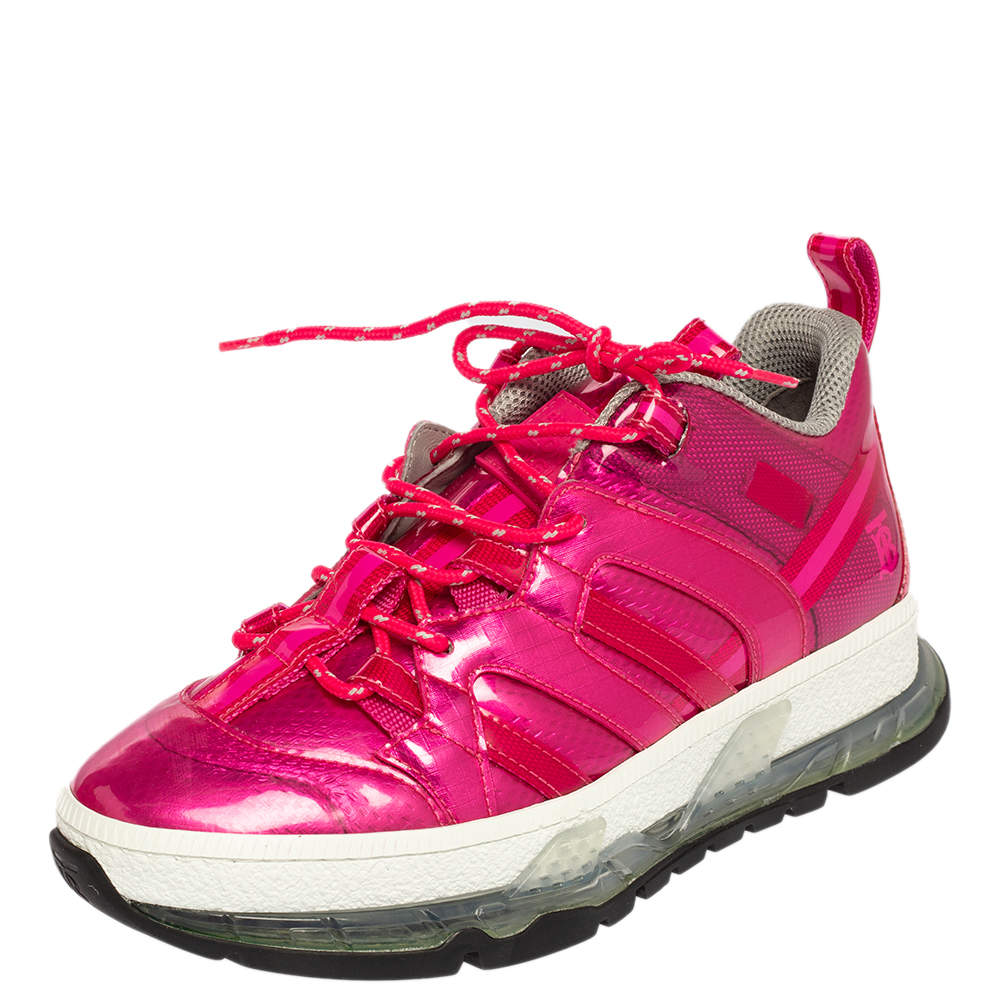 【関税＆送料込み】Burberry Pink Sneakers Burberry Pink Check Knit Box Sneakers - Casual Shoes