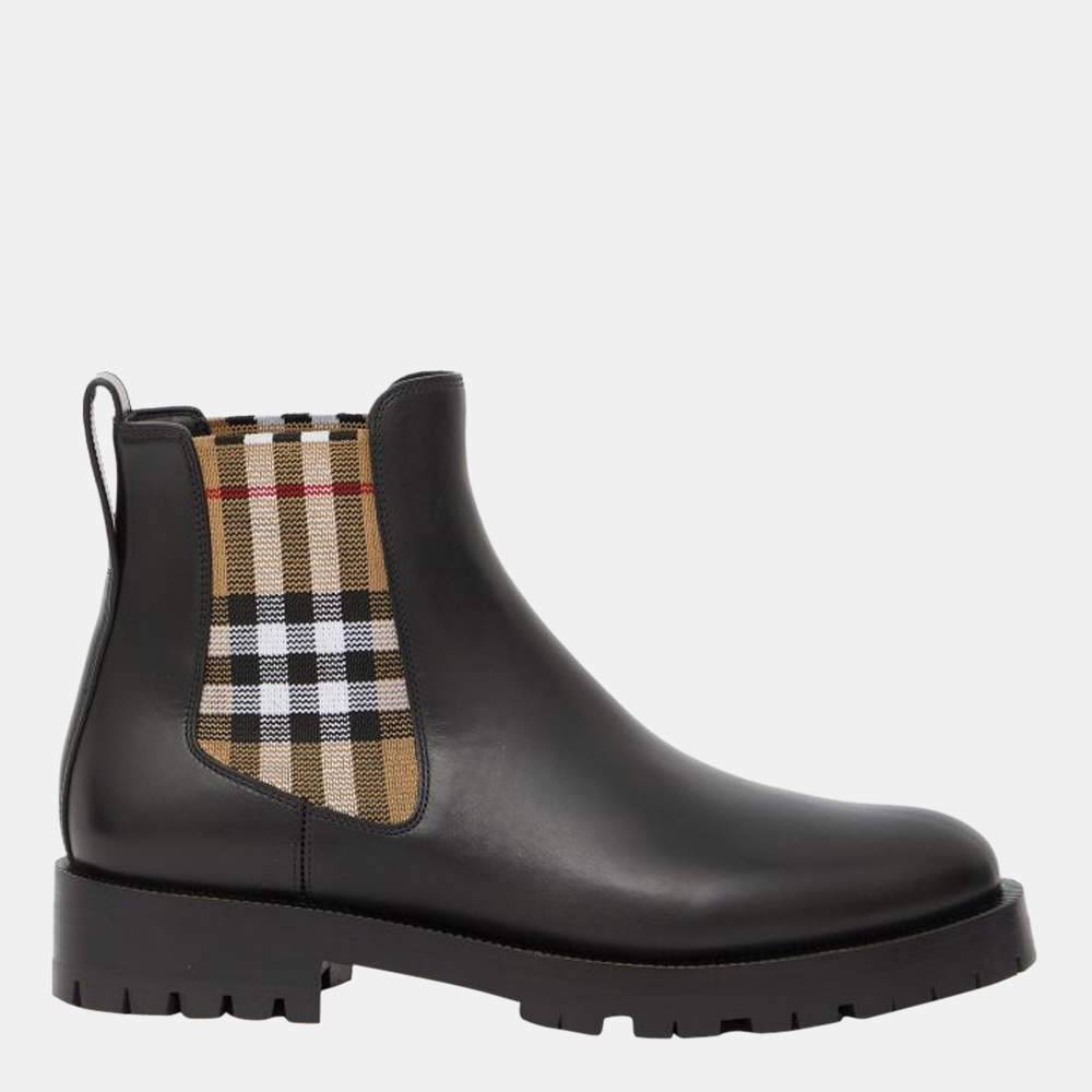 مملوكة مسبقًا Burberry Black Vintage Check Detail Leather Chelsea Boots Size EU 37