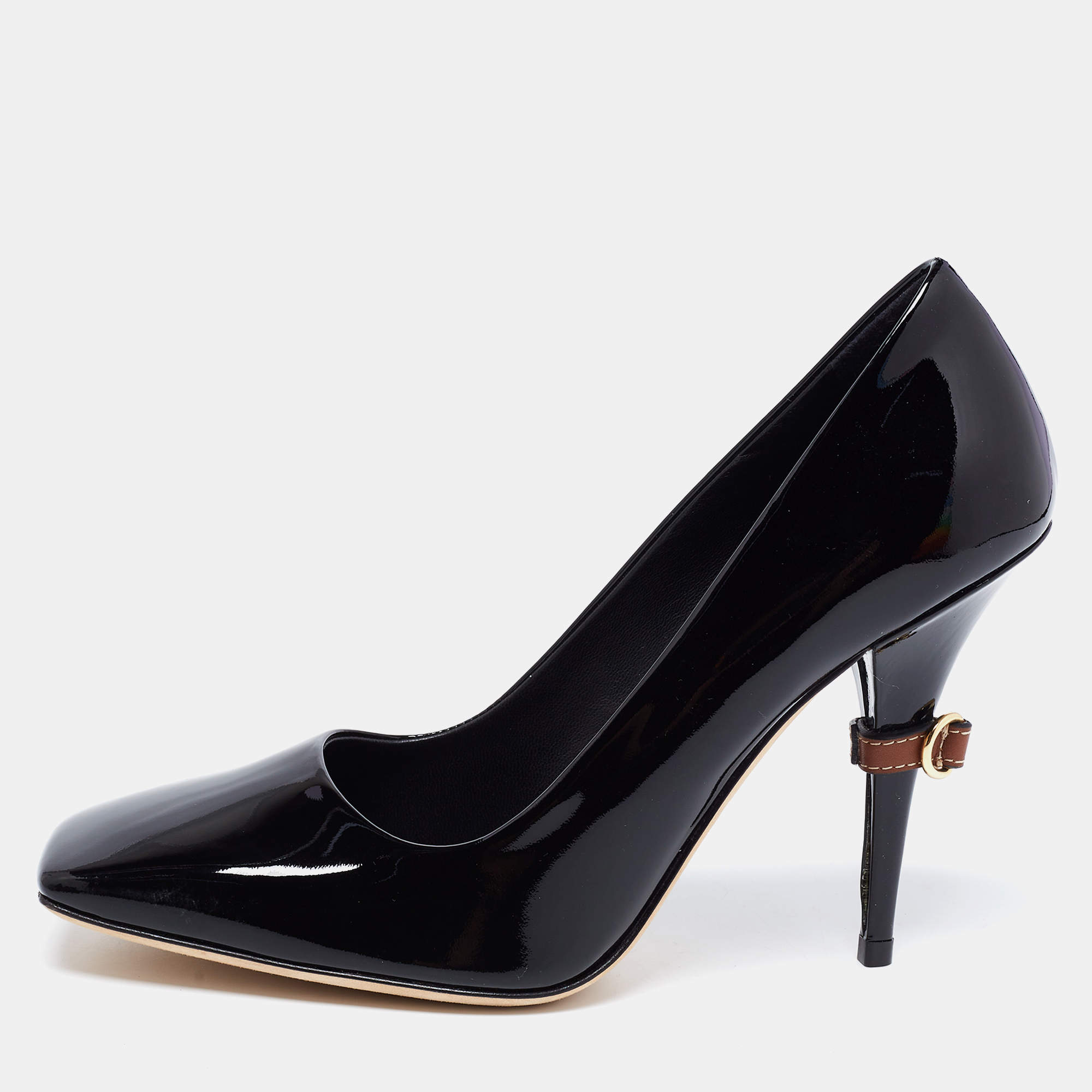 Pre Owned Burberry Black Patent Leather D-ring Square Toe Pumps Size 37.5