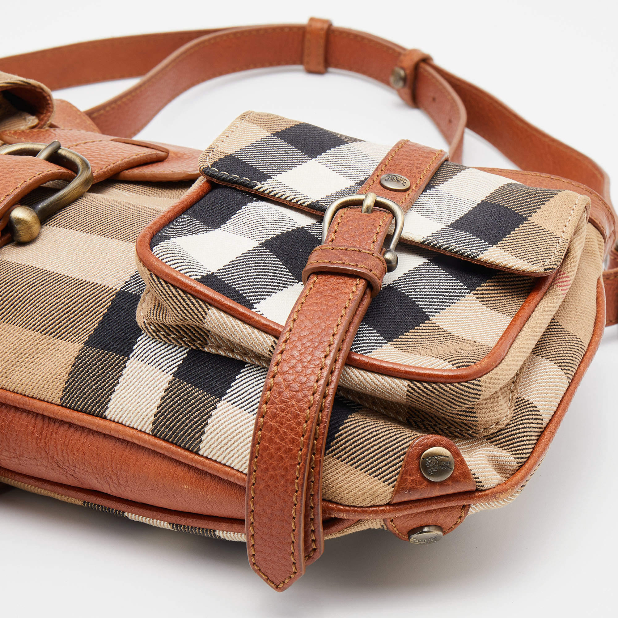 Pre Owned Burberry Beige/Brown House Check Canvas and Leather Shoulder Bag
