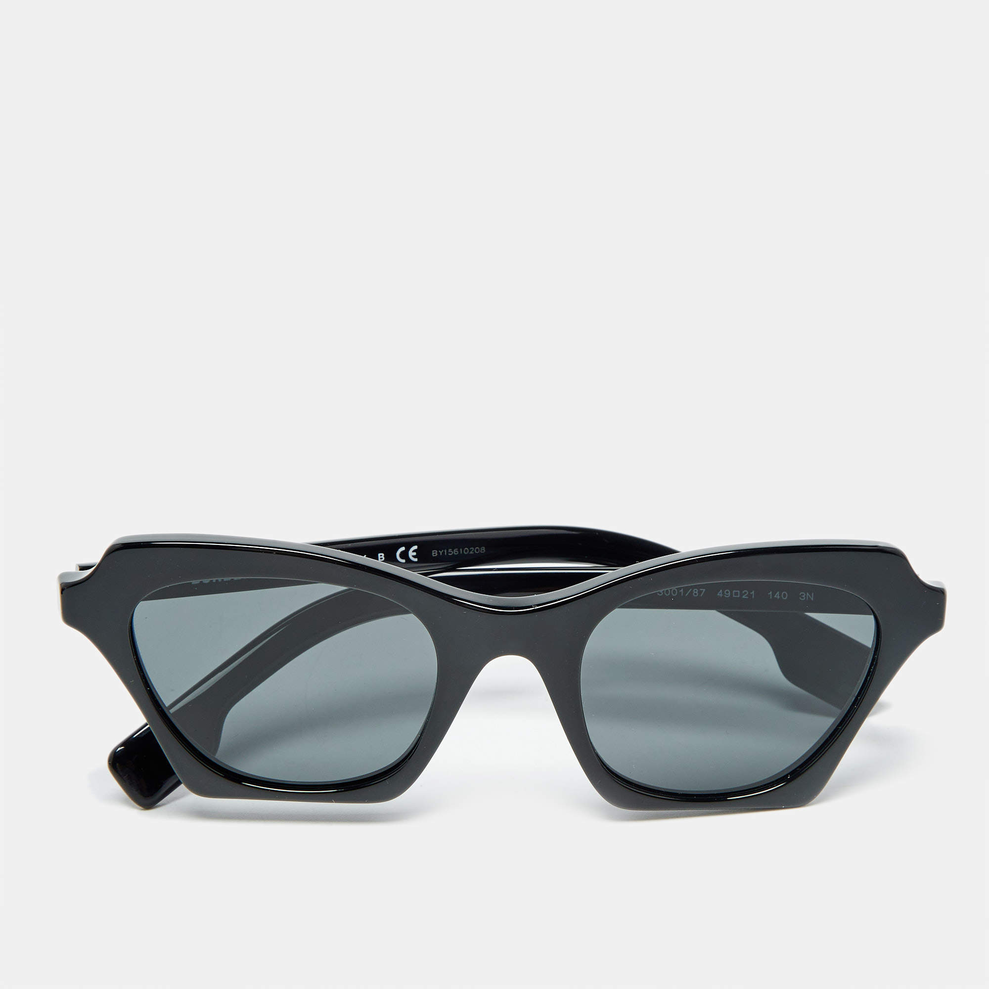 Pre Owned Burberry Black B 4283 Frame Cat Eye Sunglasses