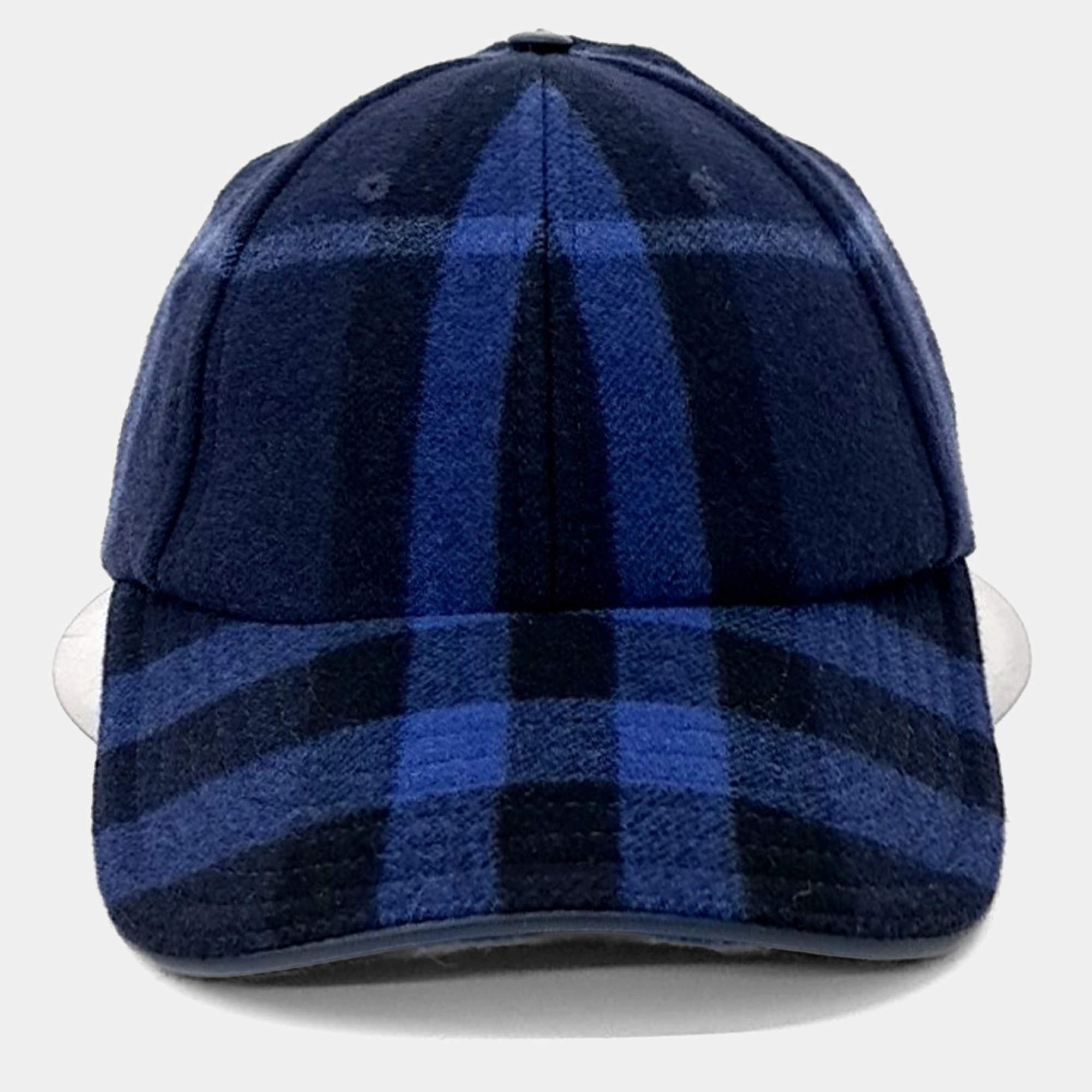 مملوكة مسبقًا Burberry Blue Wool cap hat