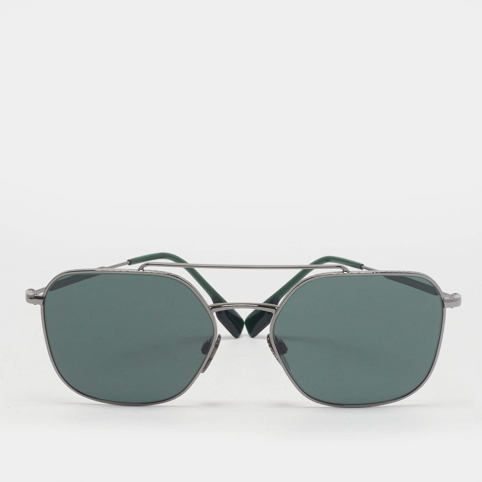 مملوكة مسبقًا Burberry Green B 3107 Check Square Sunglasses