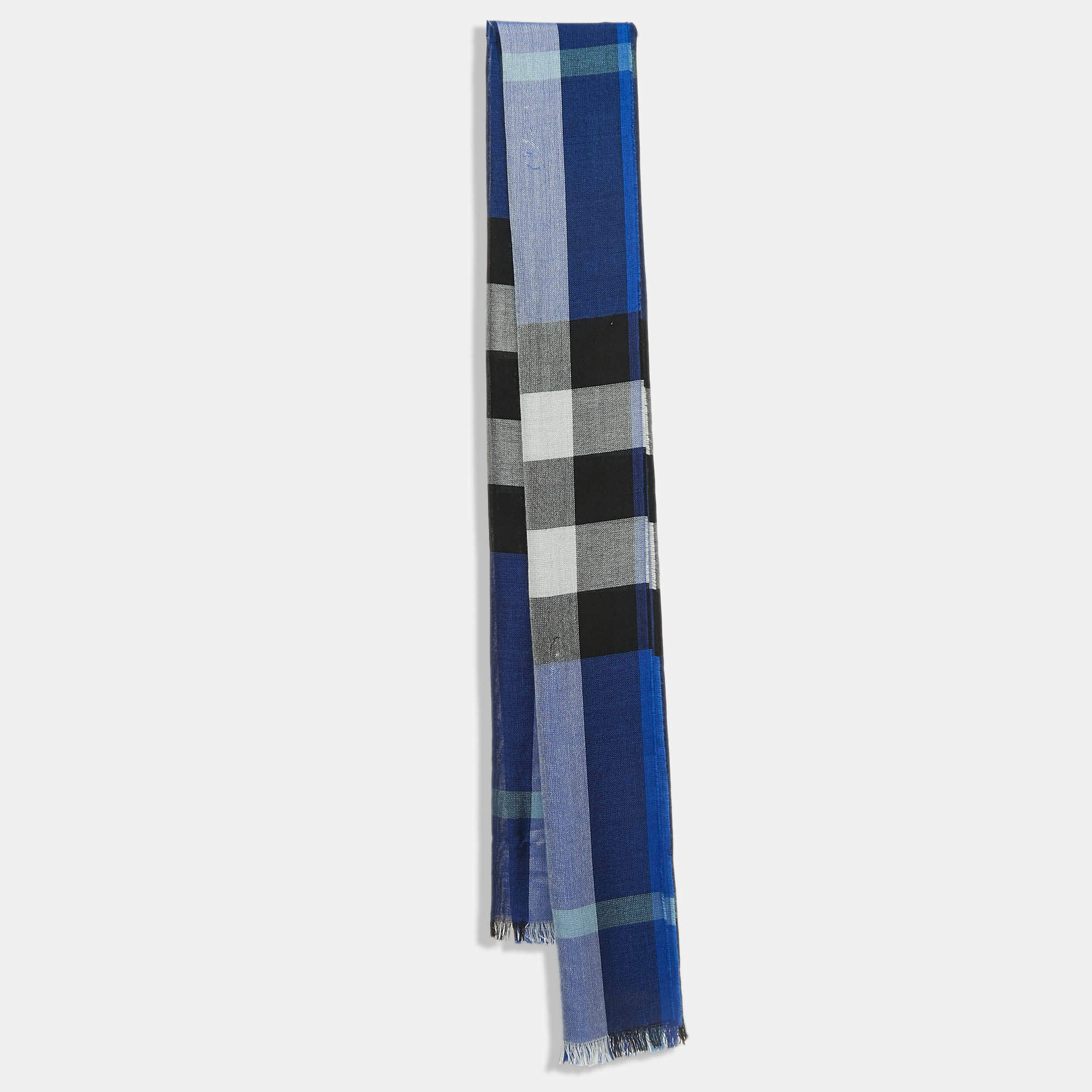 Pre Owned Burberry Blue Checkered Silk & Cashmere Fringed Shawl