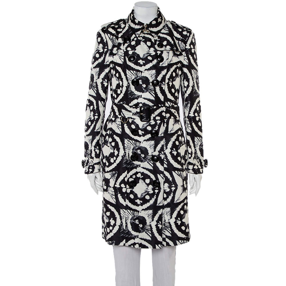 Pre Owned معطف بربري حرير مونوكرومي بصفين أزرار بحزام مقاس كبير - لارج