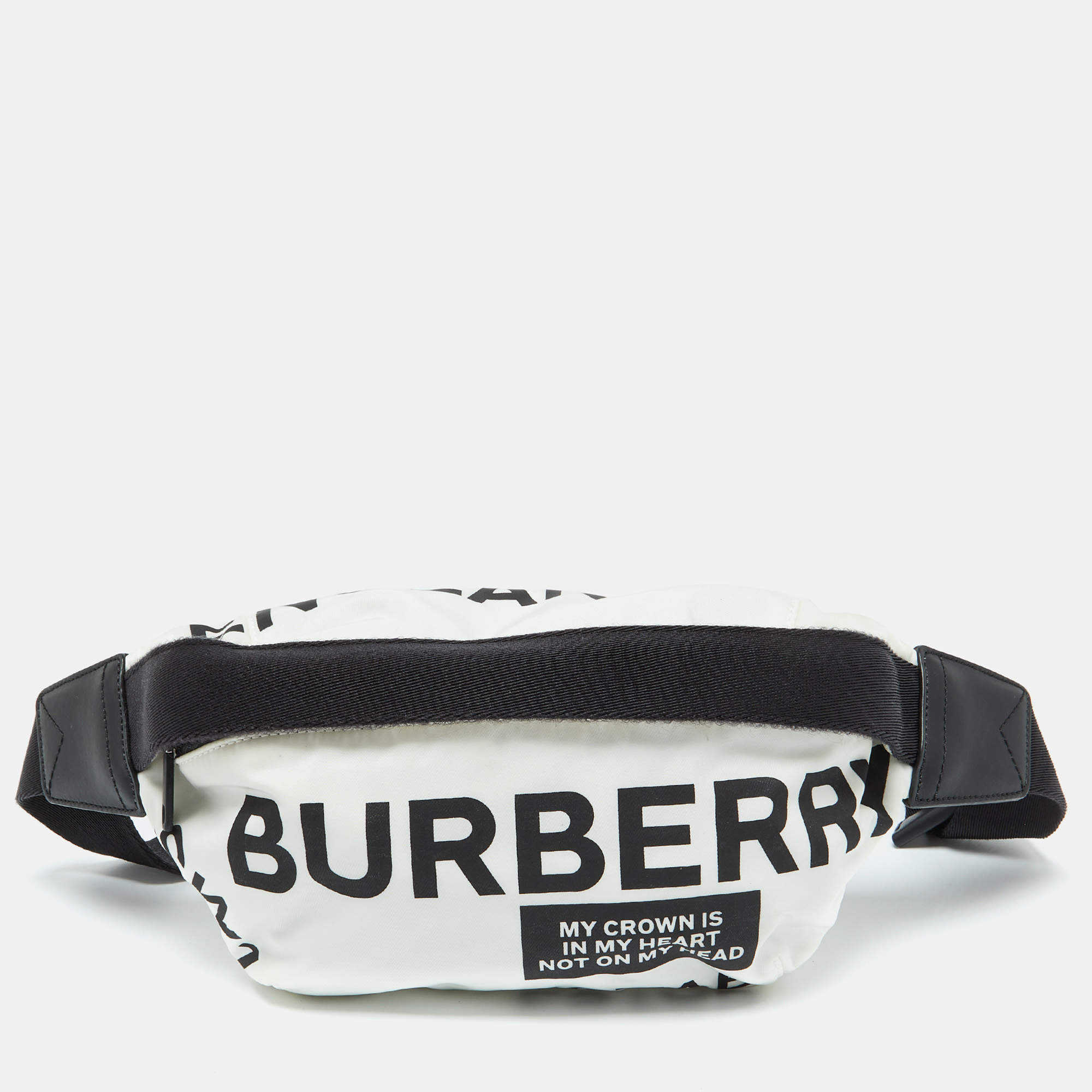 Pre Owned Burberry White Fabric Sonny Medium Logo Belt Bag