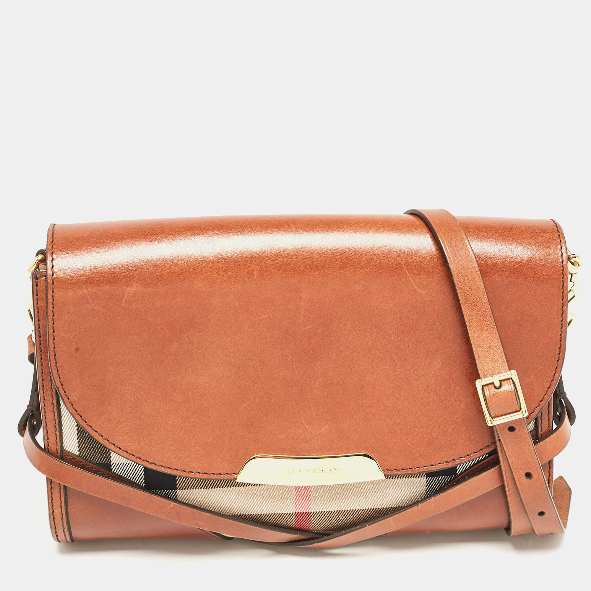 مملوكة مسبقًا Burberry Brown/Beige House Check Canvas and Leather Abbott Shoulder Bag