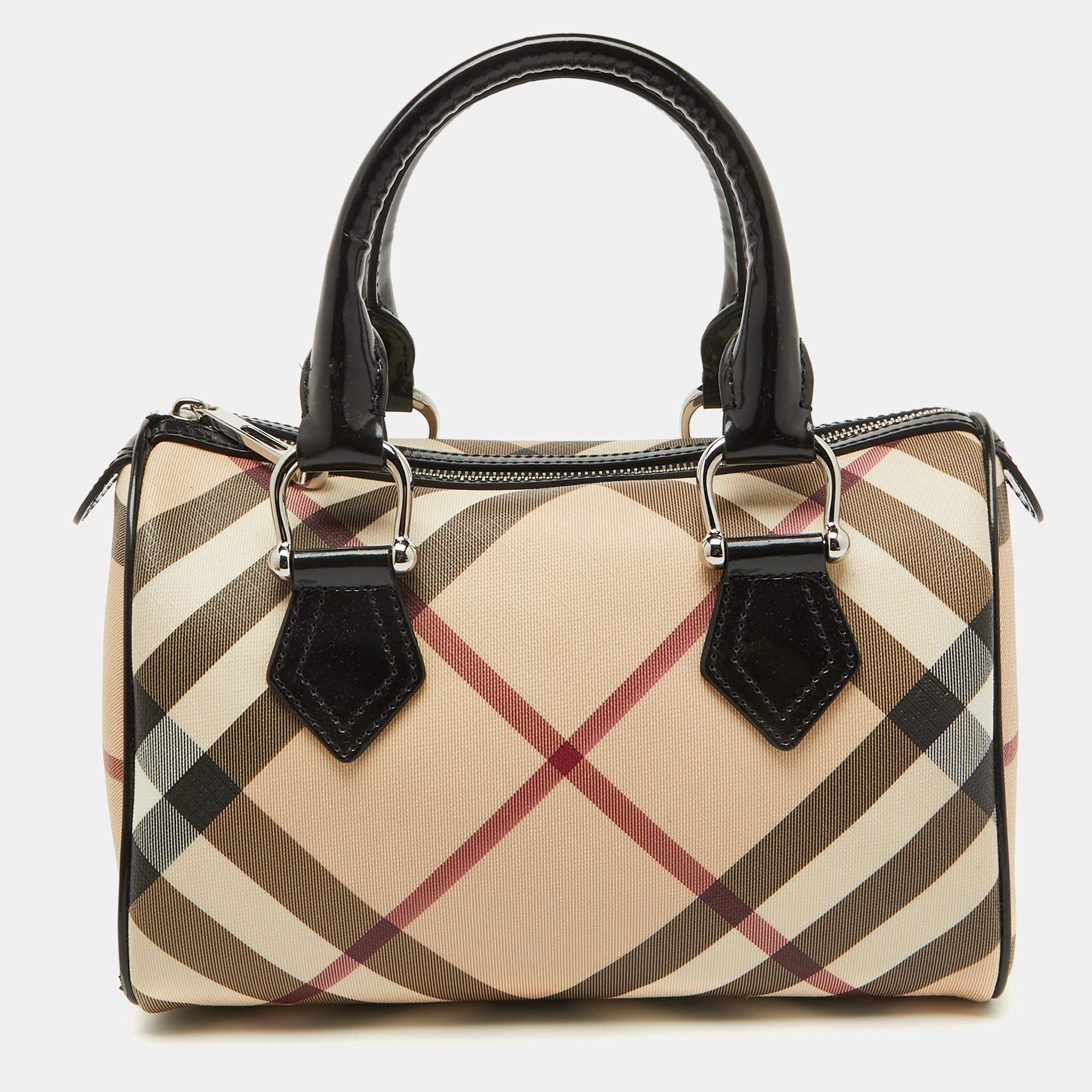 مملوكة مسبقًا Burberry Beige/Black Nova Check PVC and Leather Chester Boston Bag