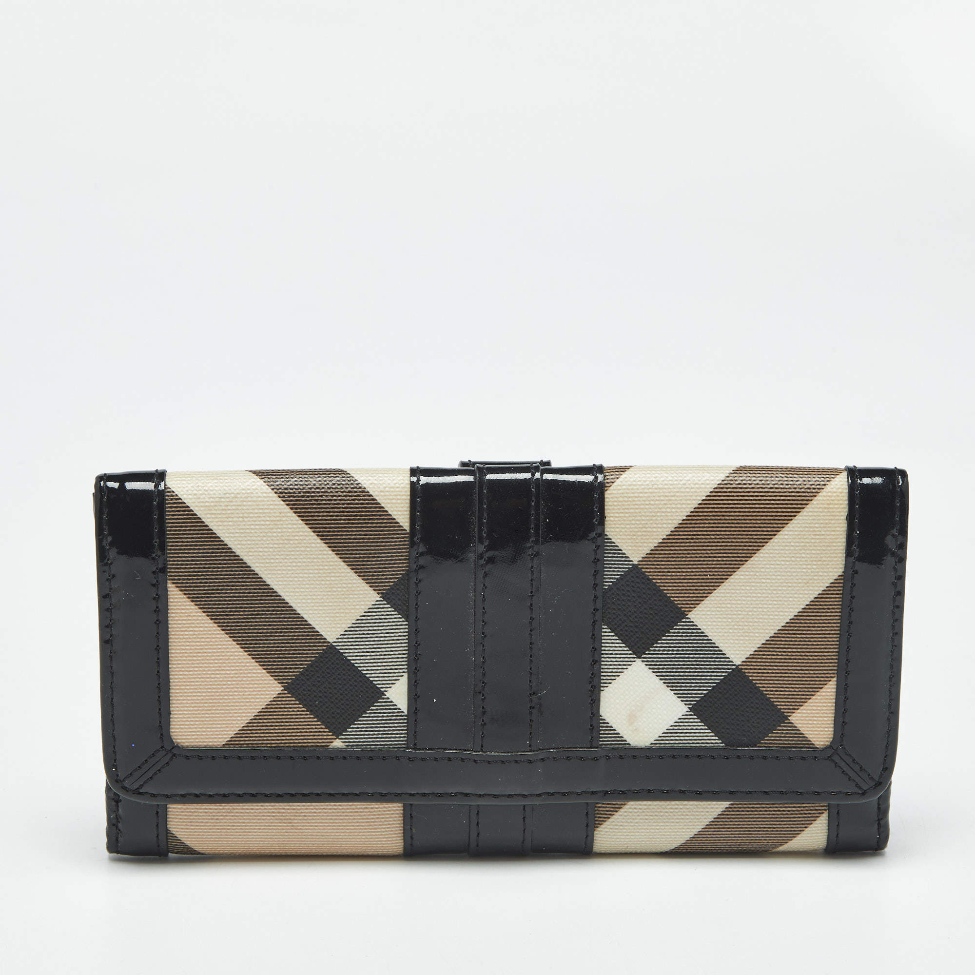 Pre Owned Burberry Black/Beige Nova Coated Canvas and Patent Leather Flap Continental Wallet