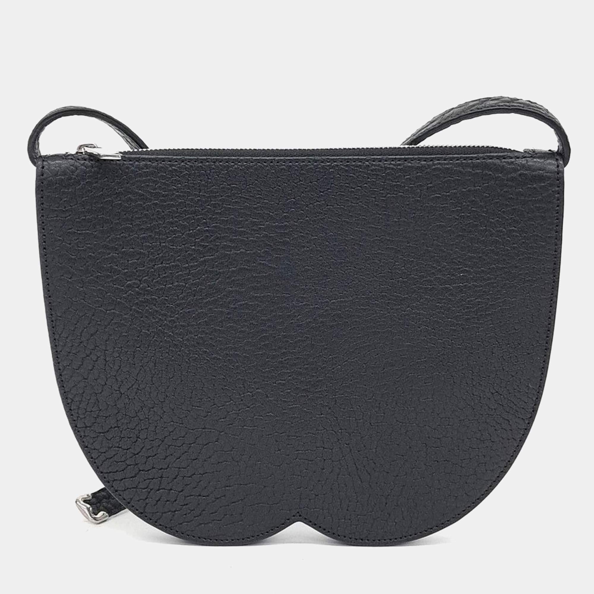 Pre Owned Burberry Black Leather Chess Shoulder Bag