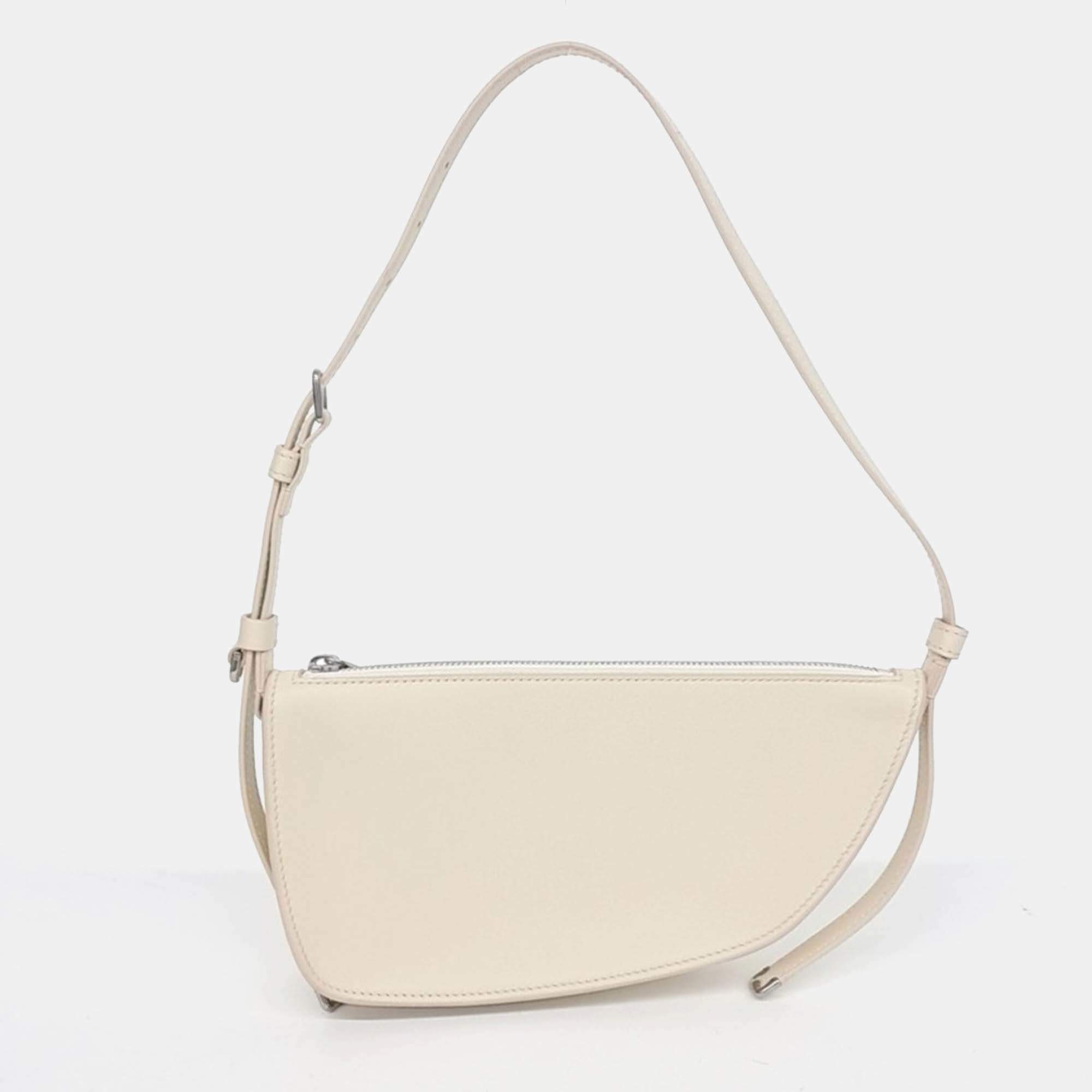 Pre Owned Burberry Cream Leather shoulder bag