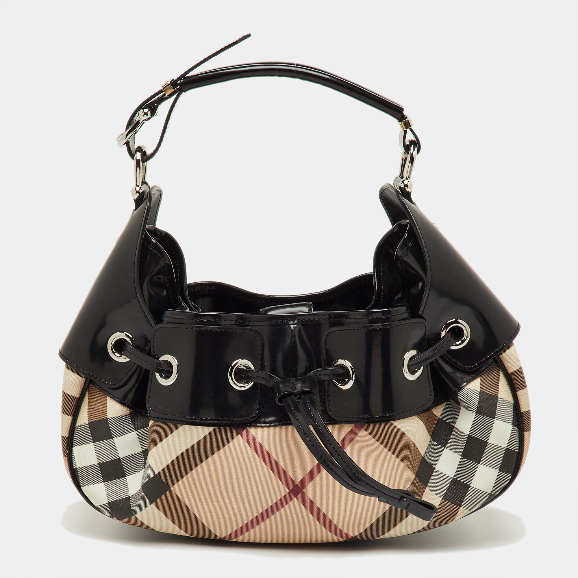 مملوكة مسبقًا Burberry Beige/Black Nova Check PVC and Patent Leather Warrior Hobo