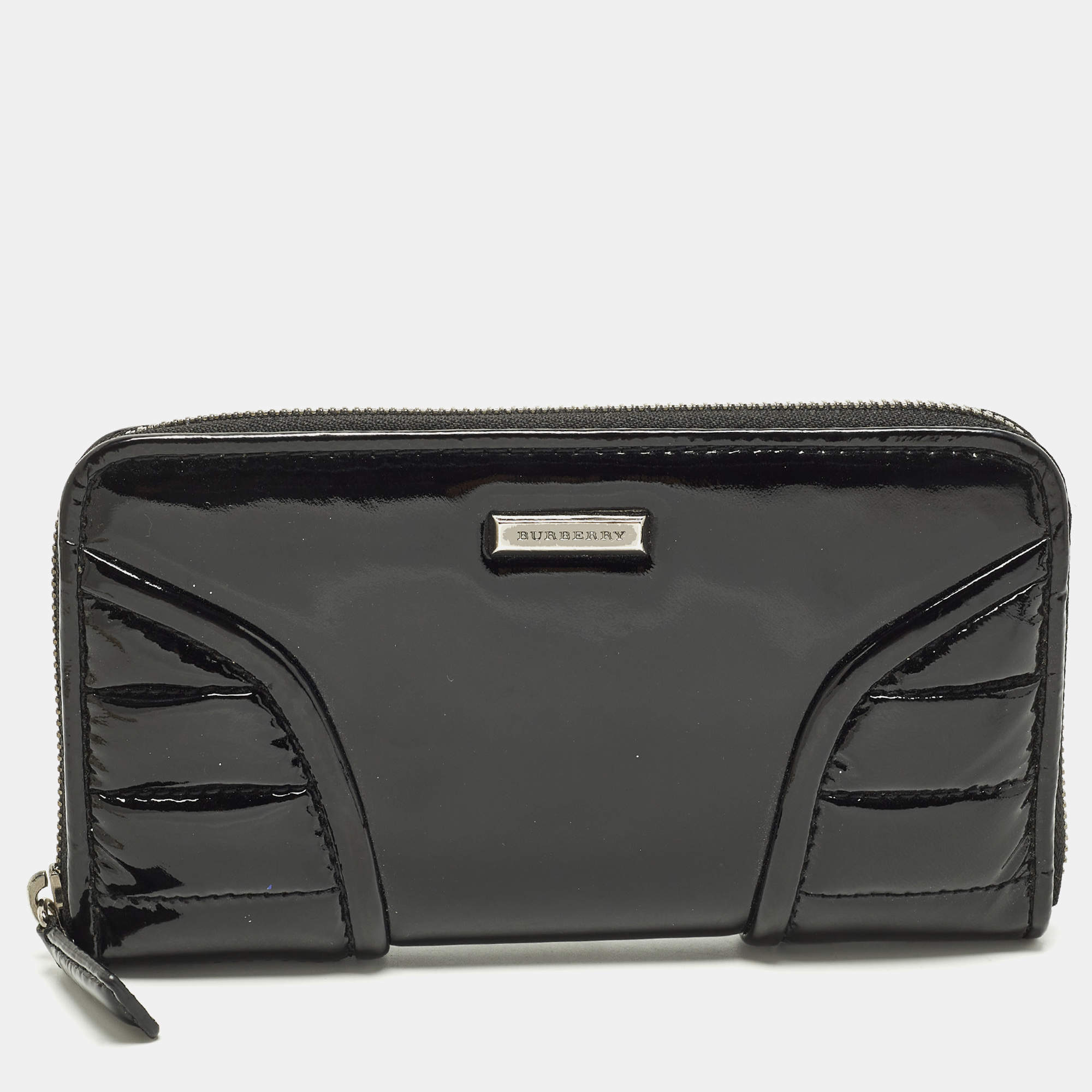 Pre Owned Burberry Black Quilted Patent Leather Zip Around Wallet