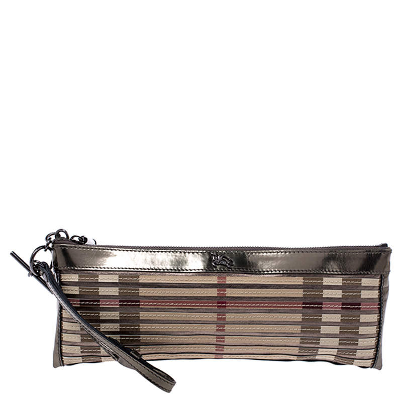 مملوكة مسبقًا Burberry Beige/Metallic Nova Check PVC and Patent Leather Zip Wristlet Clutch