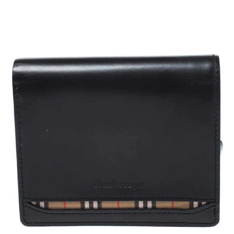 مملوكة مسبقًا Burberry Black Leather Compact Wallet