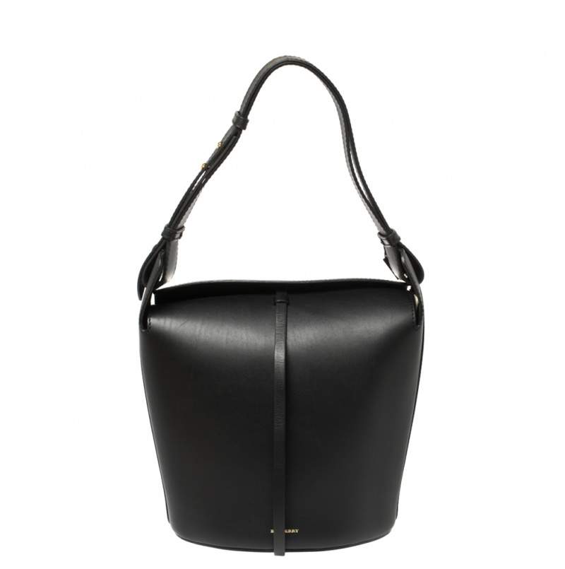 Pre Owned Burberry Black Leather Small Supple Bucket Bag