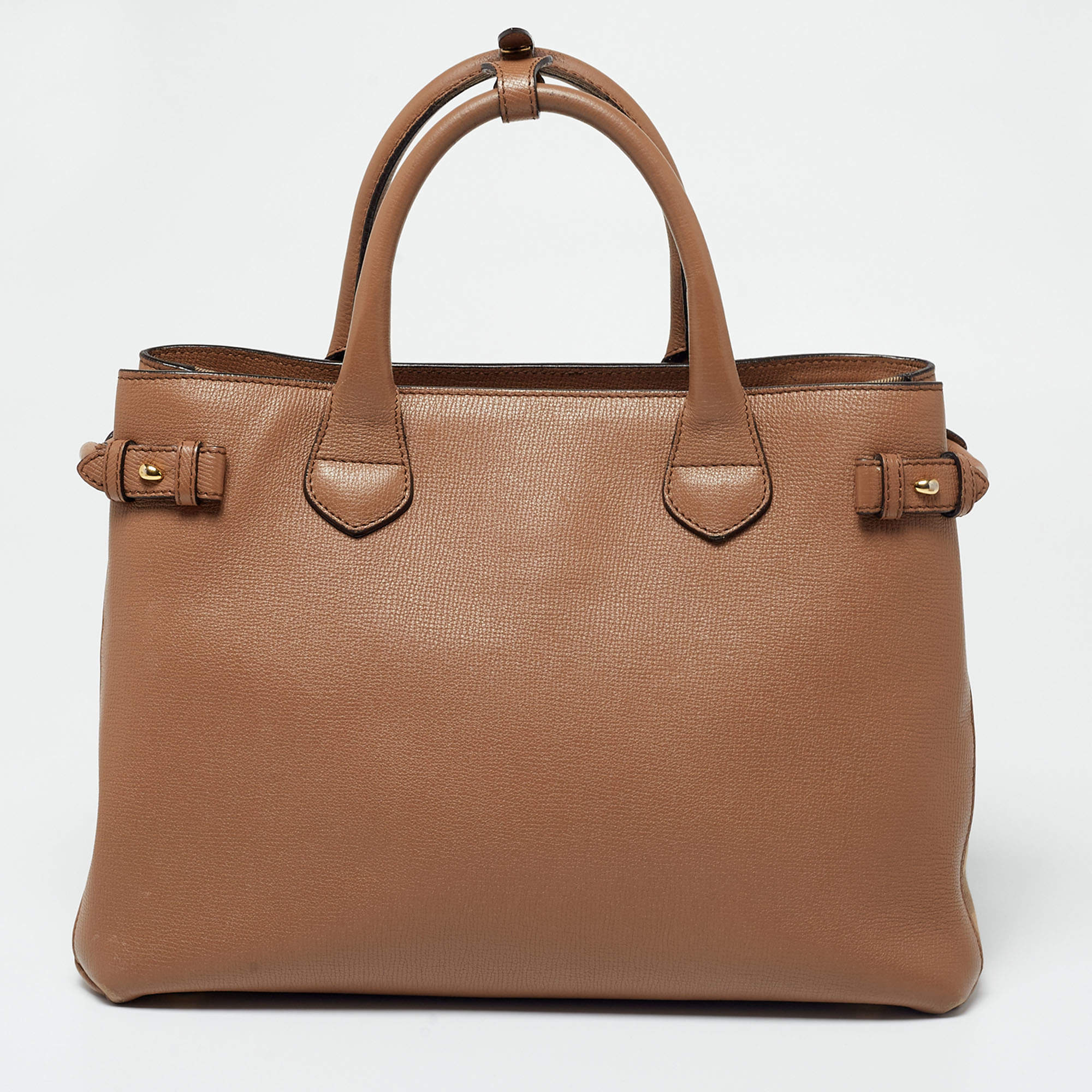 Burberry medium clearance banner leather tote