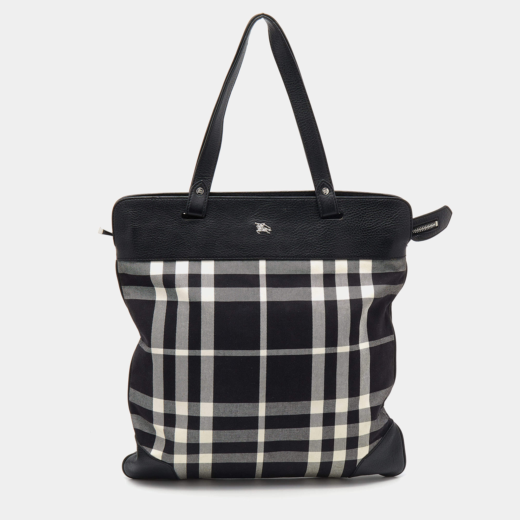 Pre Owned حقيبة يد توتس بربري ستويل جلد وكانفاس كاروهات بيت أسود/أبيض 