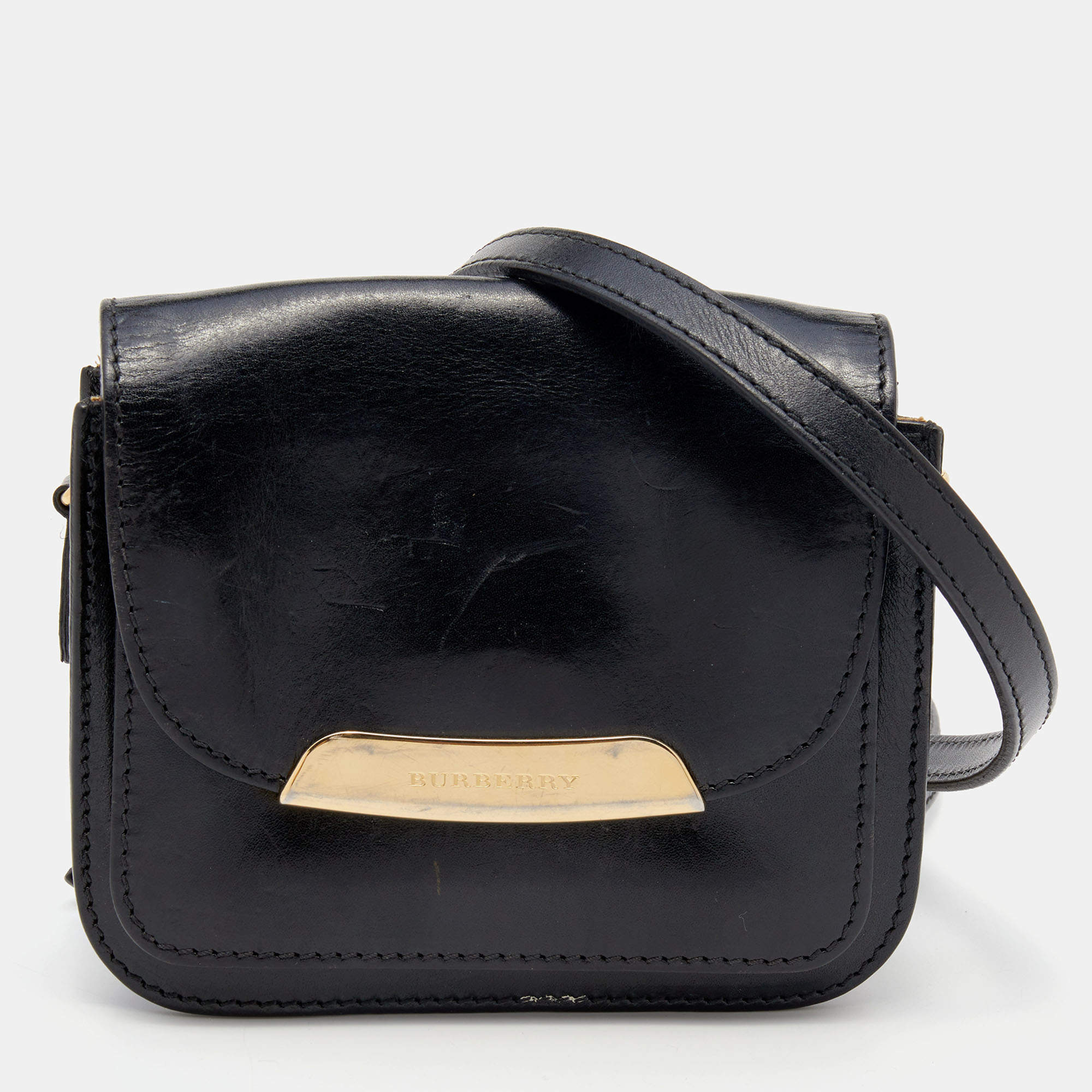 مملوكة مسبقًا Burberry Black Leather Crossbody Bag
