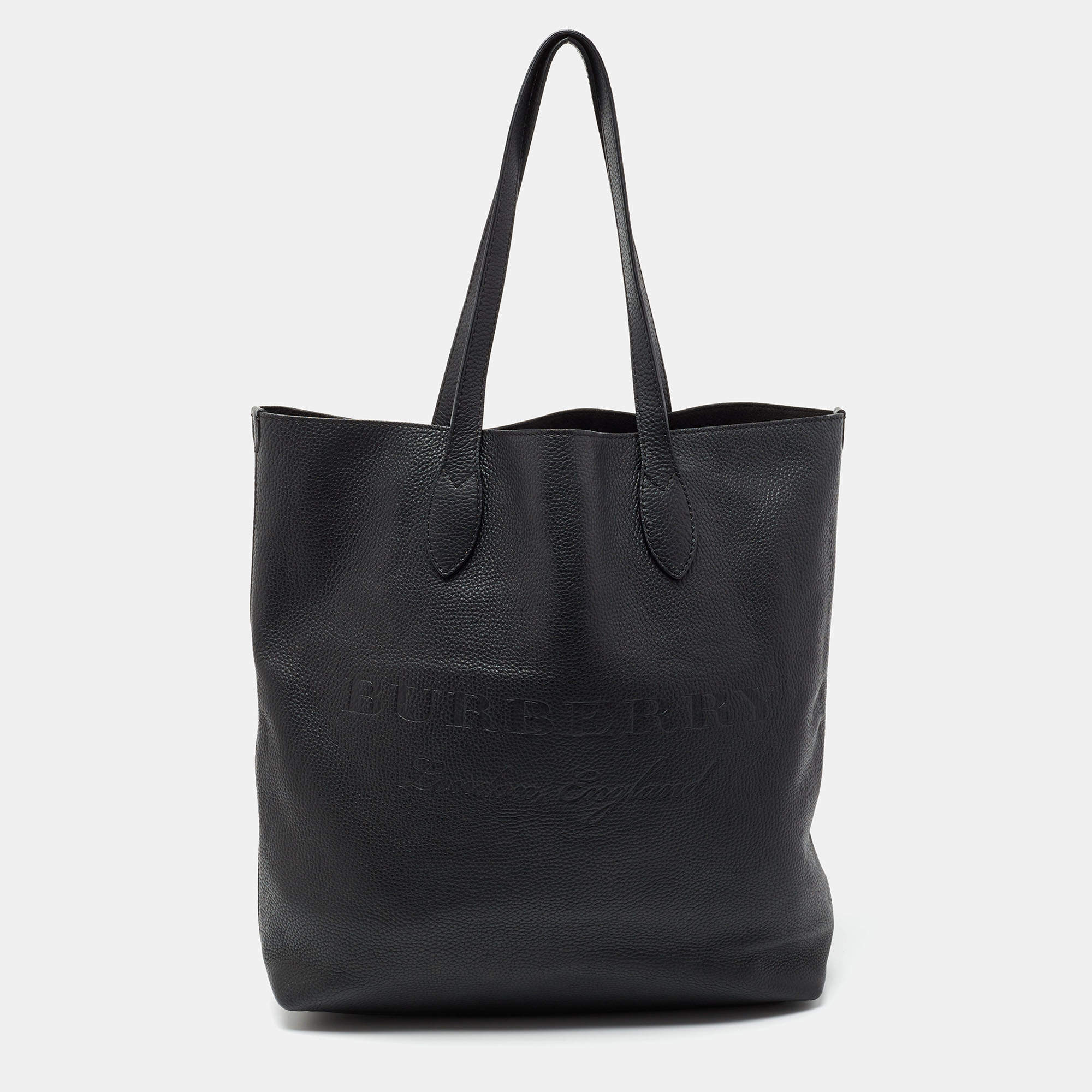 مملوكة مسبقًا Burberry Black Leather Remington Shopper Tote