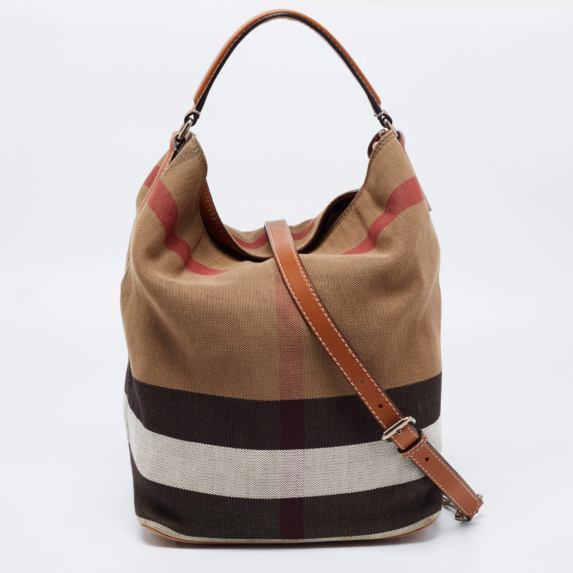 Pre Owned Burberry Beige/Brown Nova Check Canvas and Leather Medium Ashby Hobo