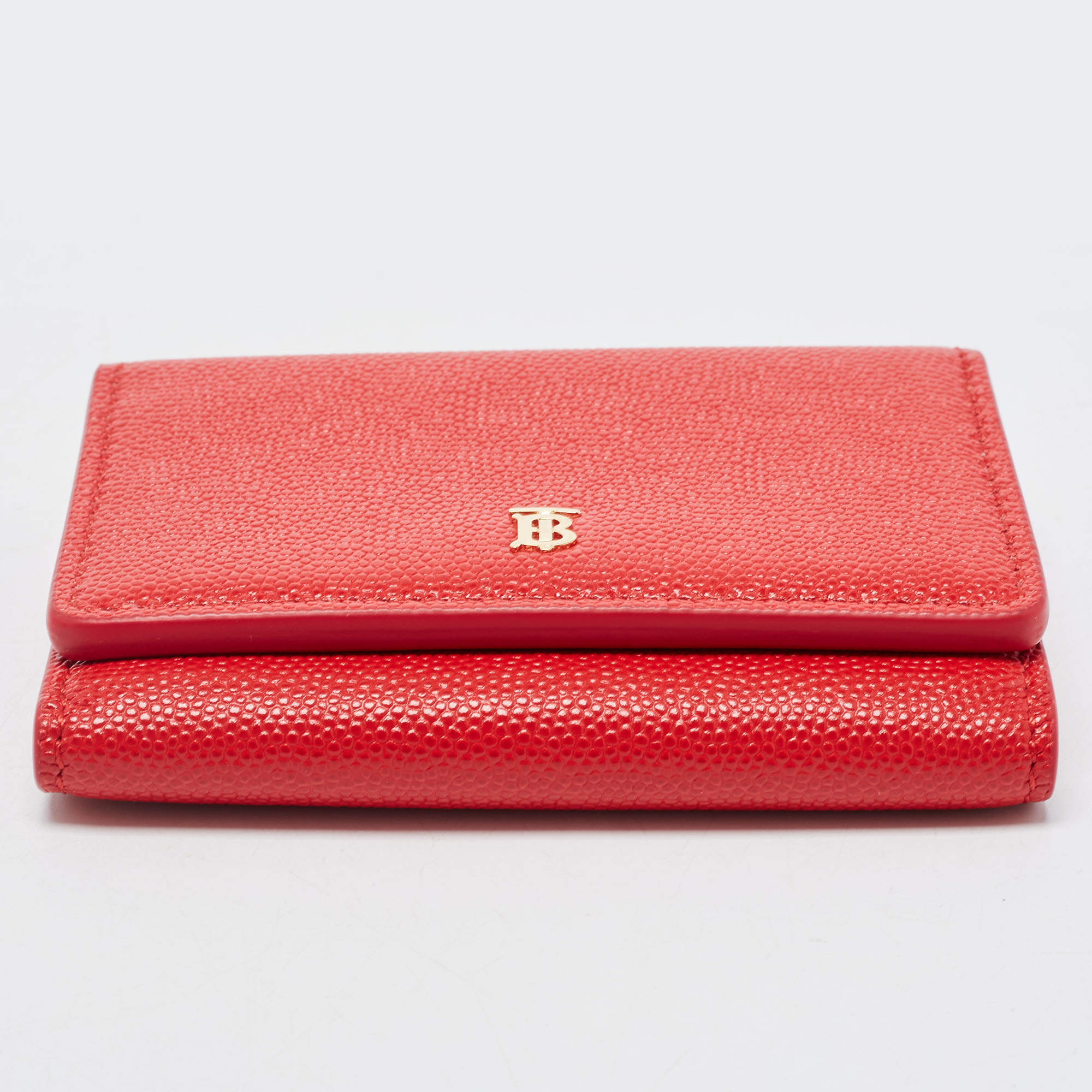  BURBERRY Women's Trifold Wallet, Bright red RT : Clothing,  Shoes & Jewelry