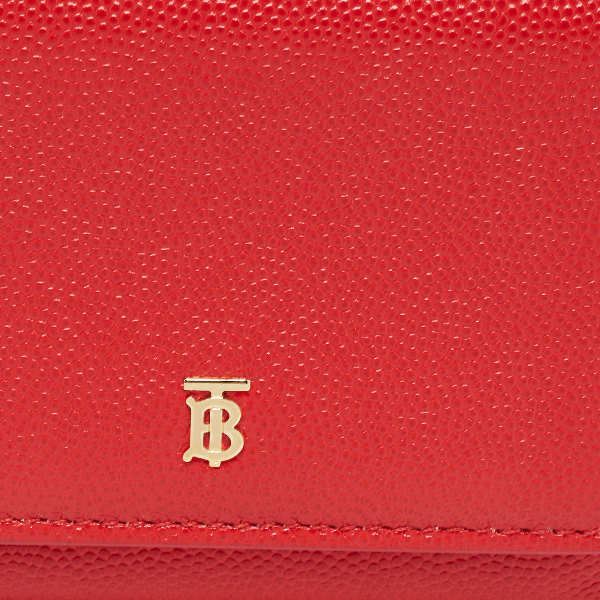 Leather wallet Burberry Red in Leather - 29345311
