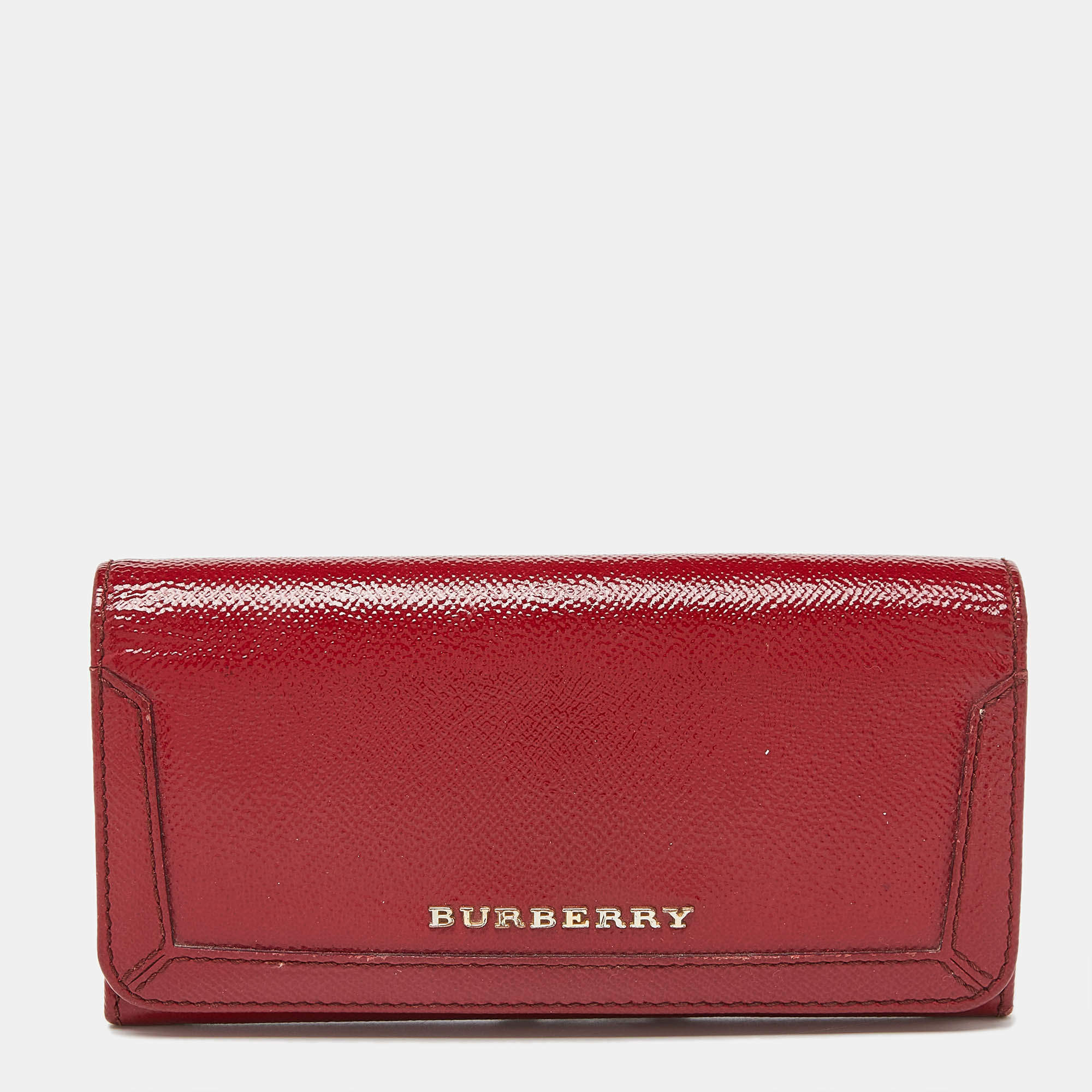 مملوكة مسبقًا Burberry Red Patent Leather Flap Continental Wallet