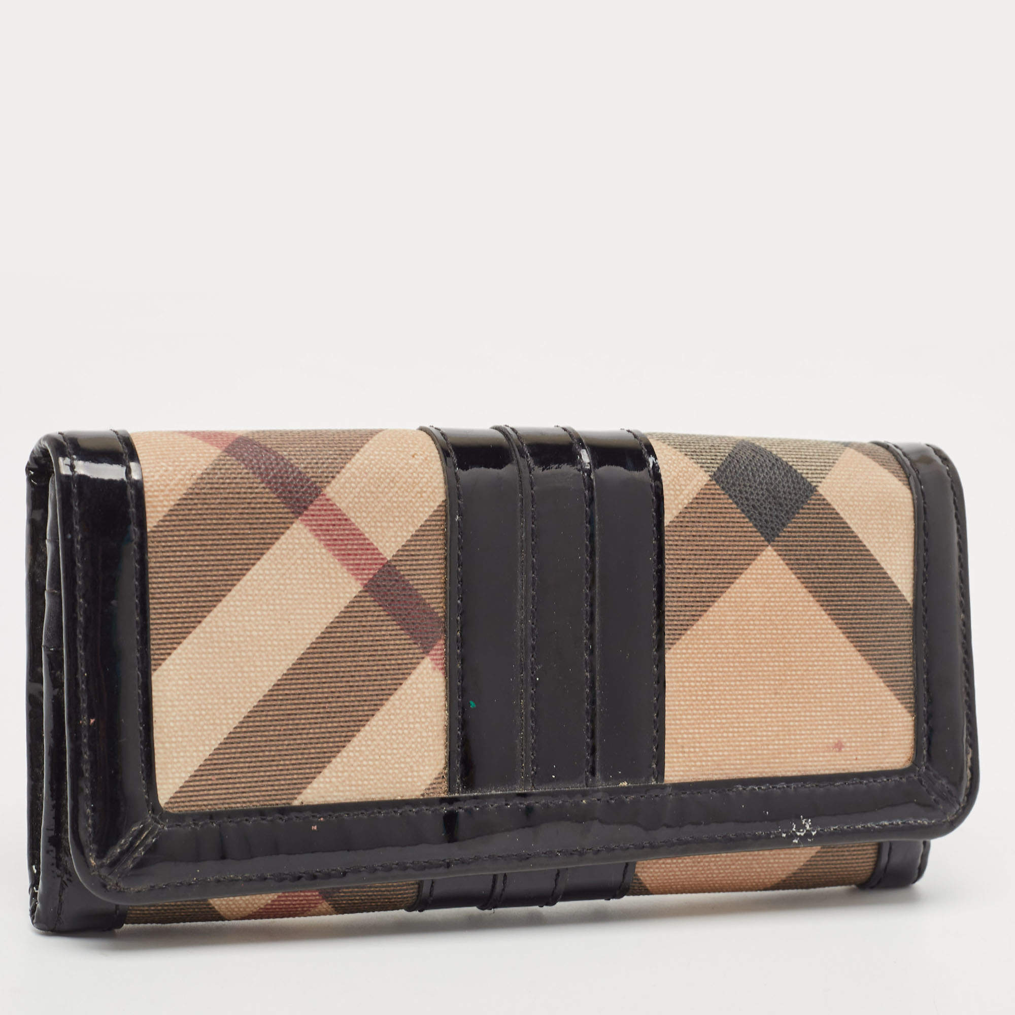 Burberry wallet outlet tag